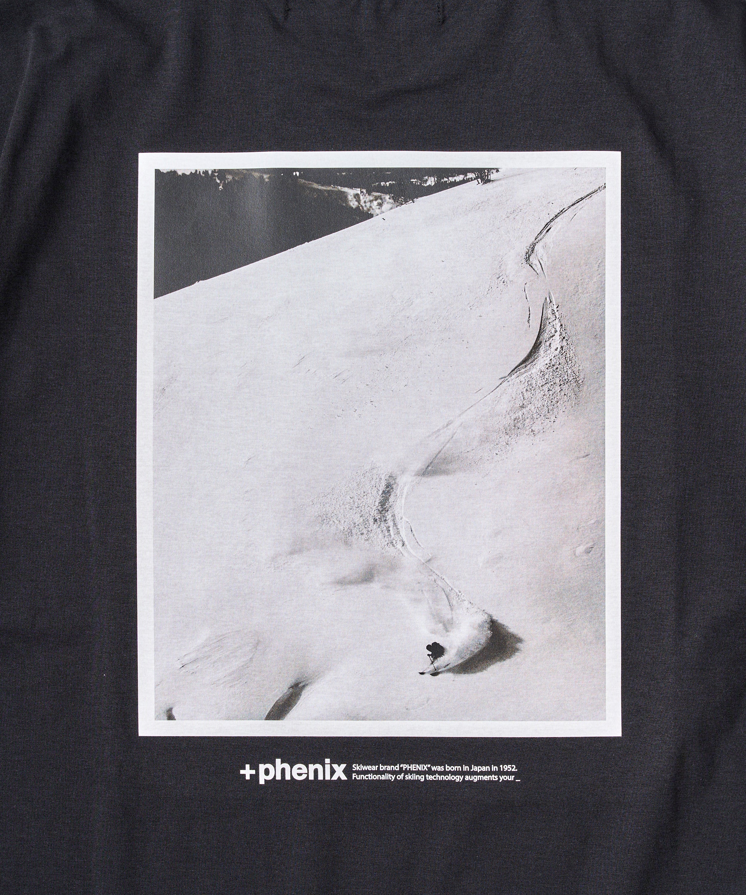 Outlast® SKIING PHOTO GRAPHIC SHORT SLEEVE TEE / スキー フォトグラフィック ショートスリーブTシャツ