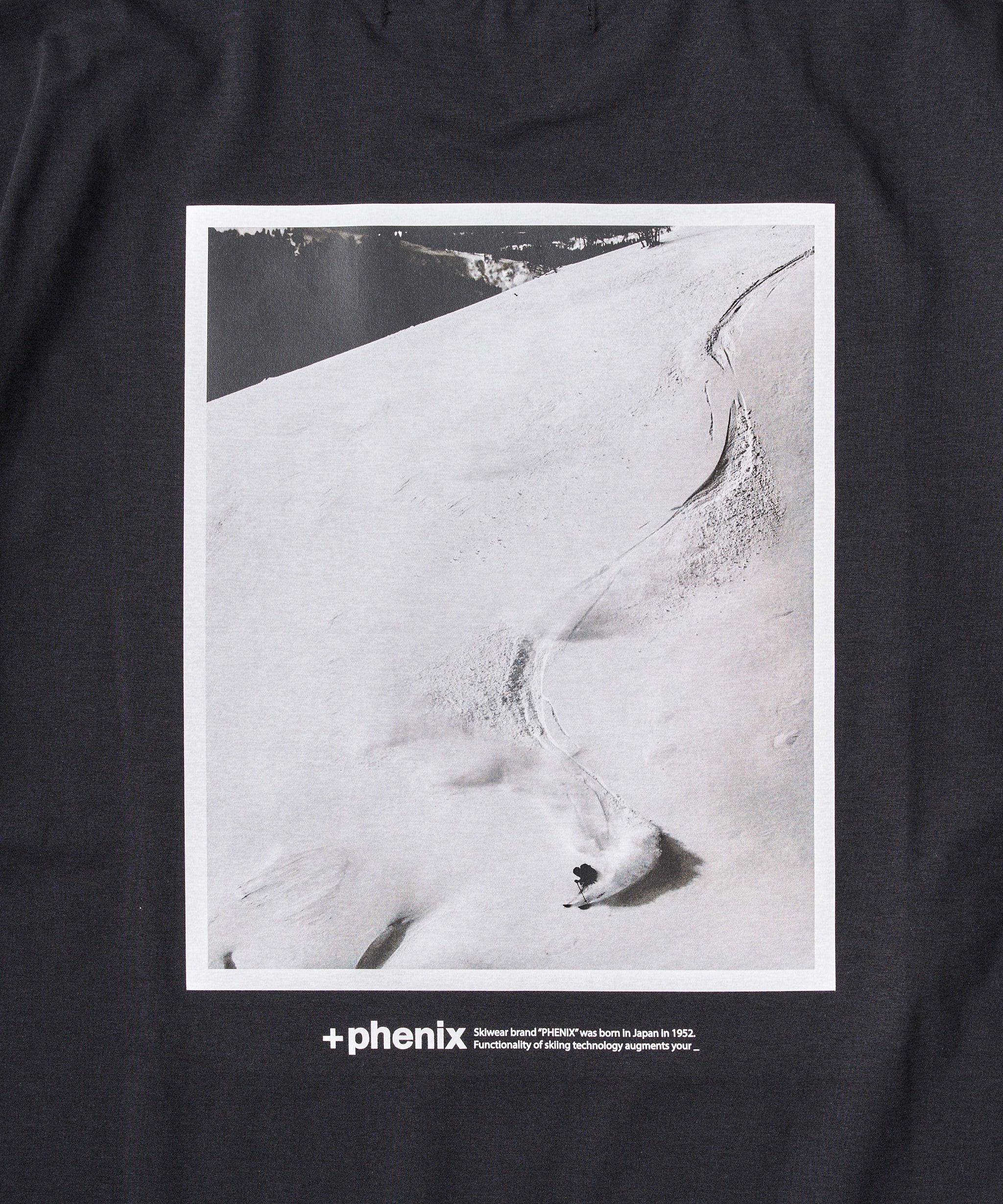Outlast® SKIING PHOTO GRAPHIC SHORT SLEEVE TEE / スキー フォトグラフィック ショートスリーブTシャツ