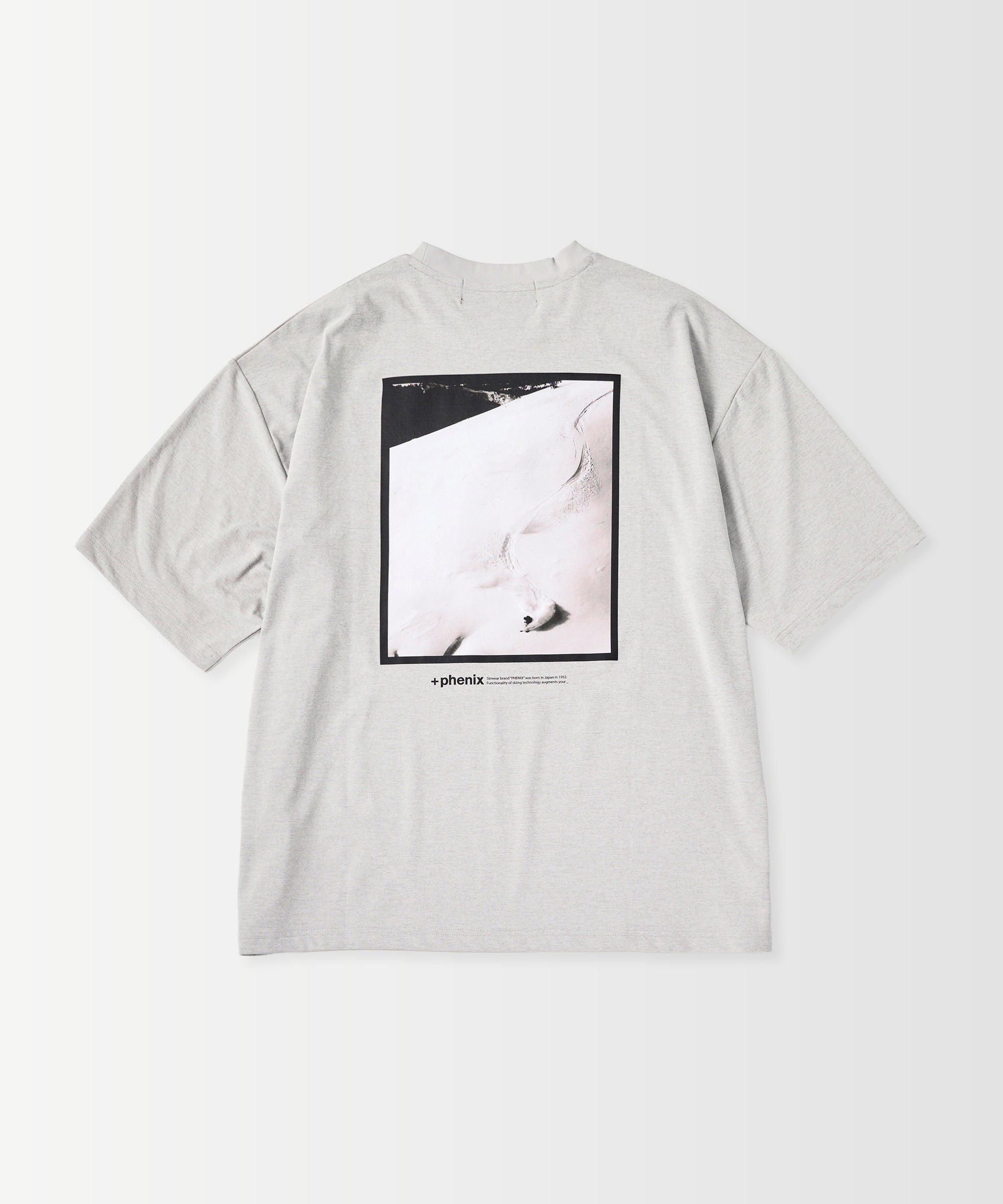 Outlast® SKIING PHOTO GRAPHIC SHORT SLEEVE TEE / スキー フォトグラフィック ショートスリーブTシャツ