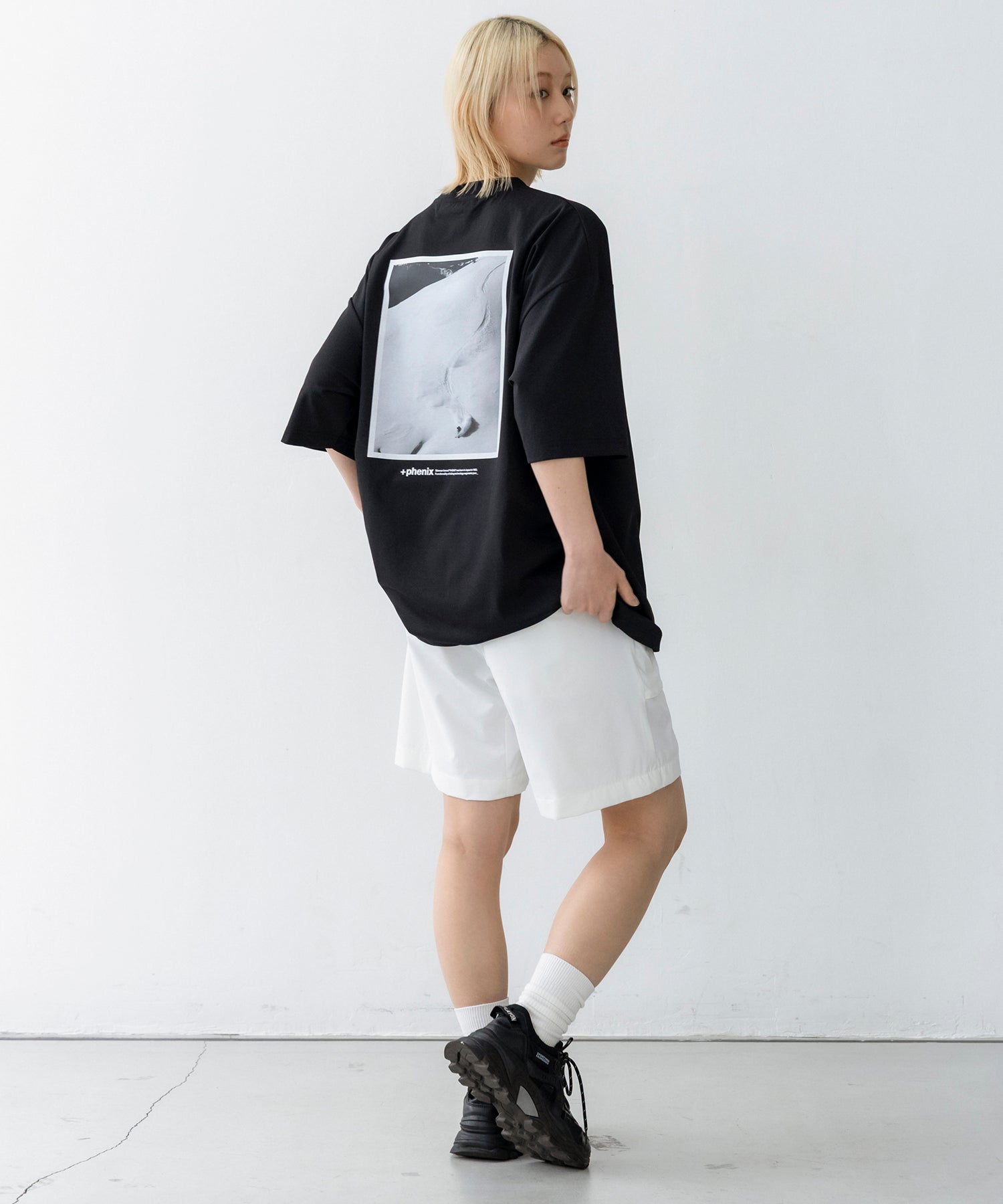Outlast® SKIING PHOTO GRAPHIC SHORT SLEEVE TEE / スキー フォトグラフィック ショートスリーブTシャツ