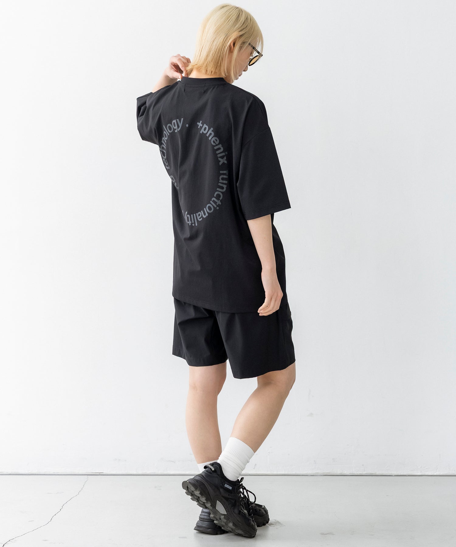 Outlast® CIRCLE GRAPHIC SHORT SLEEVE TEE / サークルグラフィック ショートスリーブTシャツ