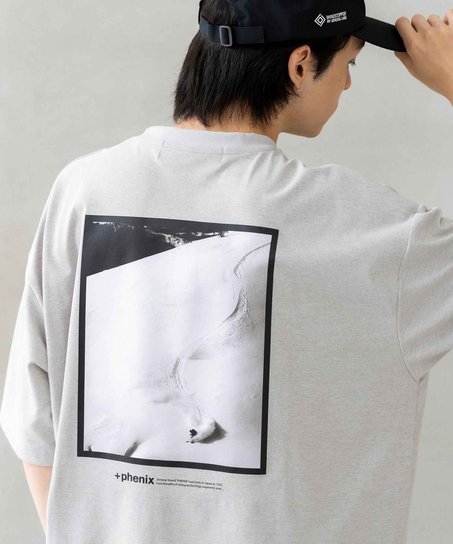 Outlast® SKIING PHOTO GRAPHIC SHORT SLEEVE TEE / スキー フォトグラフィック ショートスリーブTシャツ