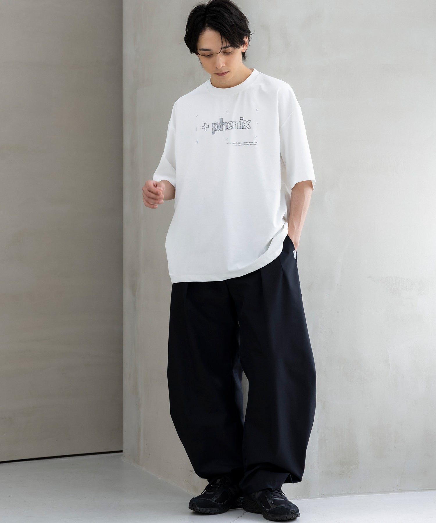 Outlast® HANDDRAWN GRAPHIC SHORT SLEEVE TEE / ハンドドローン グラフィック ショートスリーブTシャツ