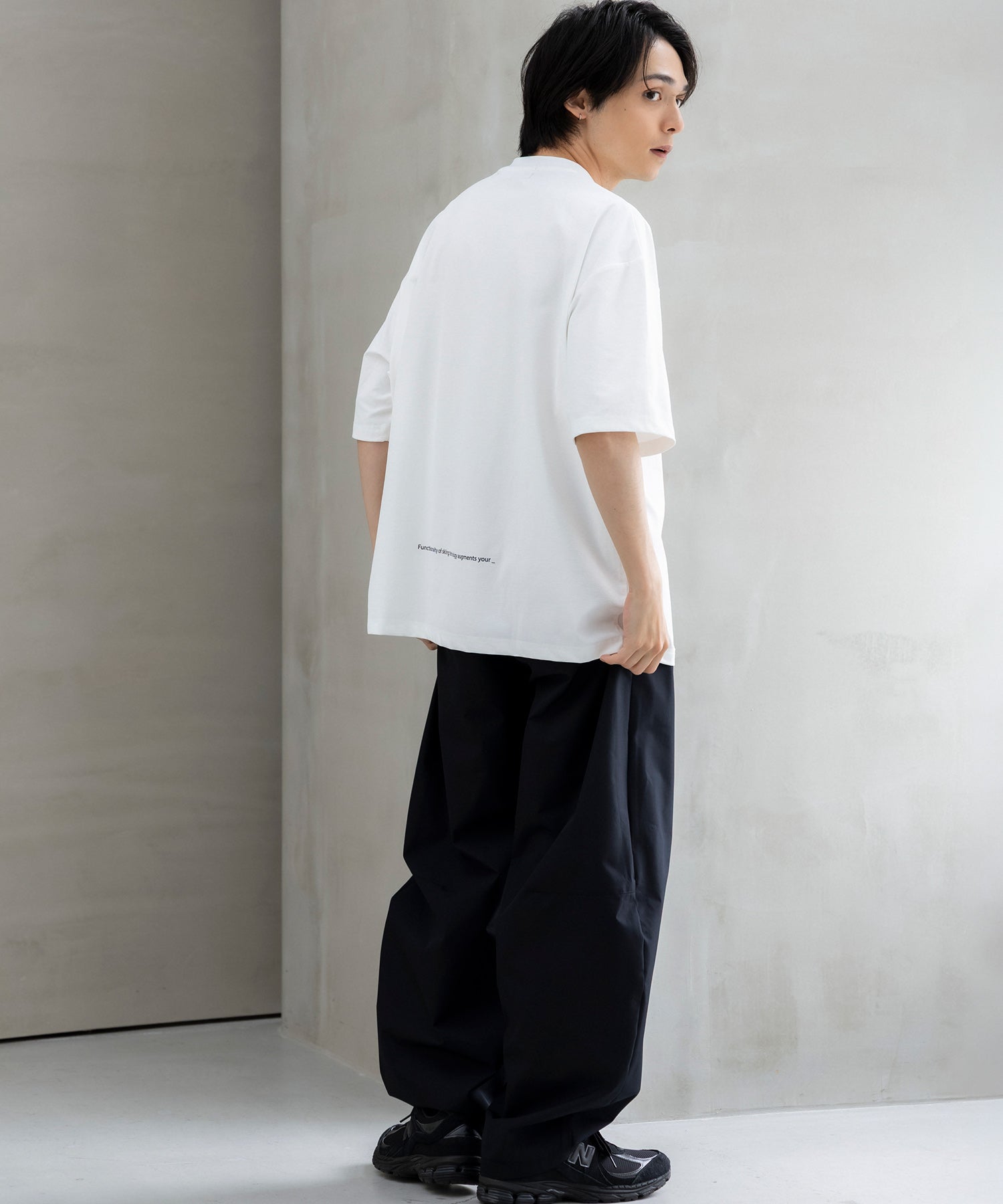 Outlast® HANDDRAWN GRAPHIC SHORT SLEEVE TEE / ハンドドローン グラフィック ショートスリーブTシャツ