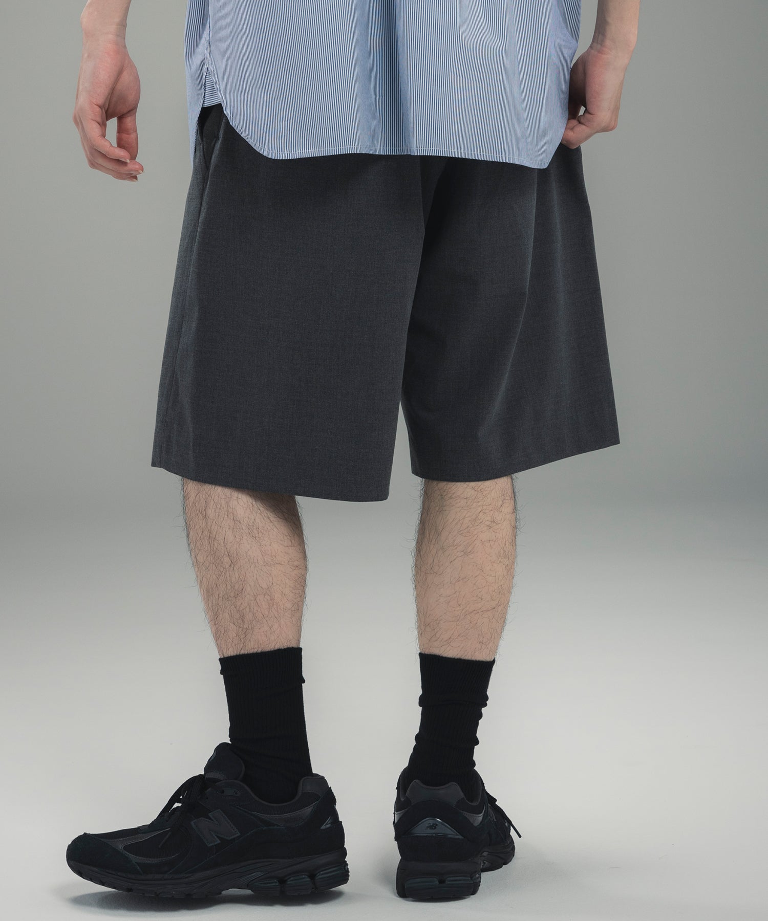 2-TUCK HALF SLACKS / ツータック ハーフスラックス