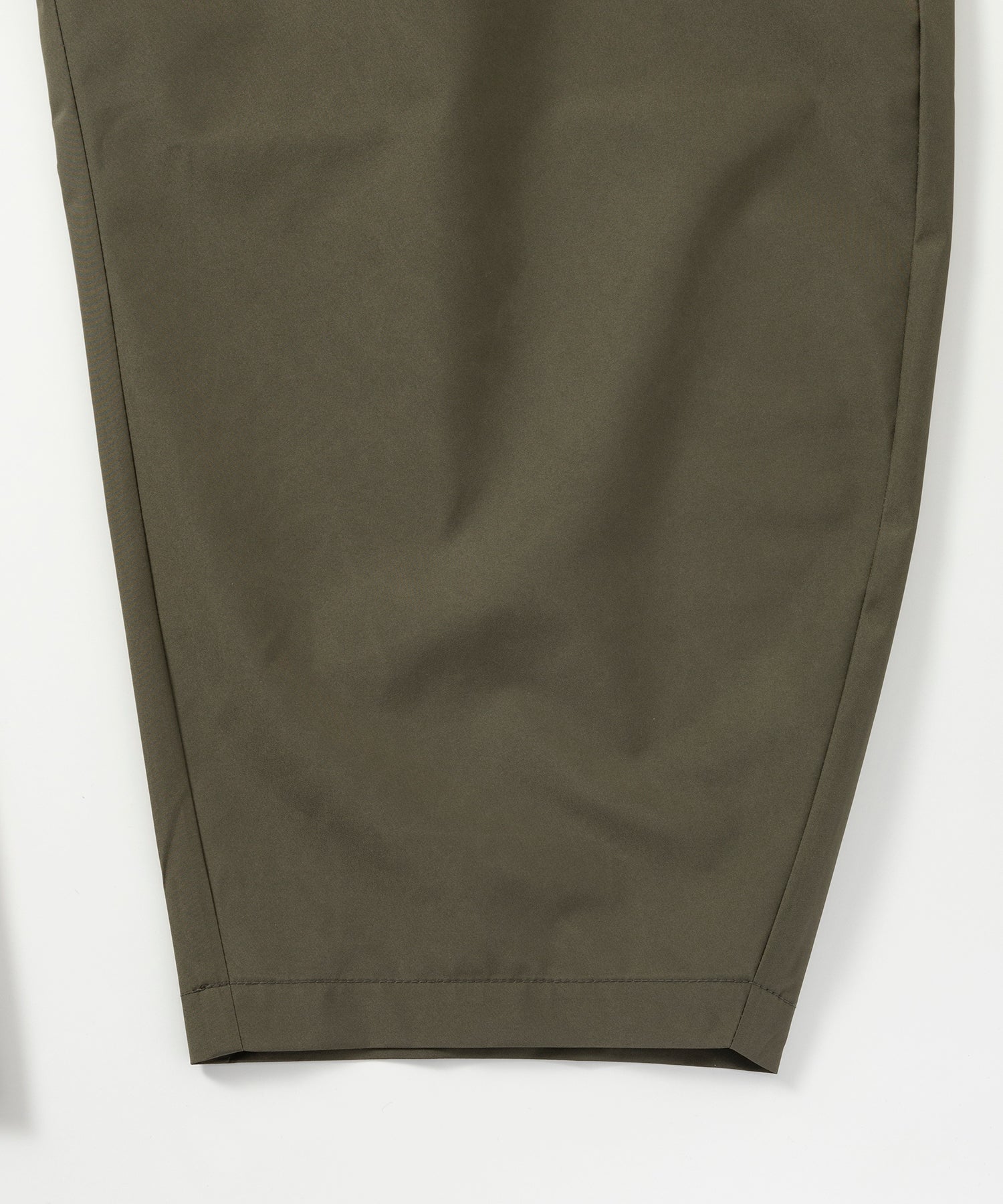BARREL-LEG PANTS バレルレッグ パンツ / GORE-TEX WINDSTOPPER®