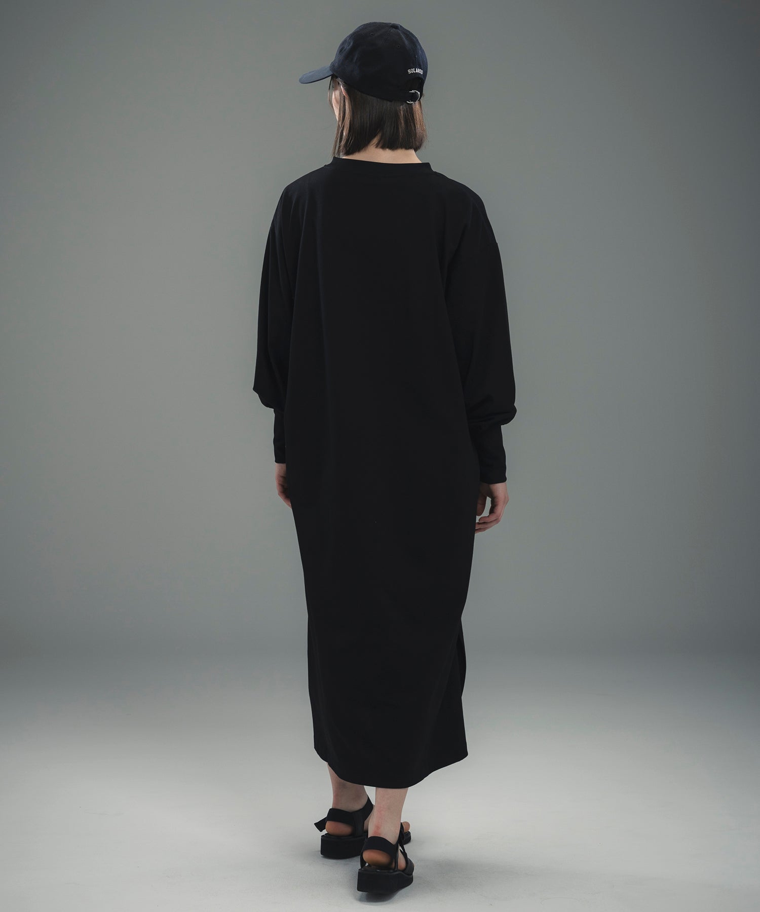 LONG CUFF CUT-AND-SEW DRESS / ロングカフ カットソードレス