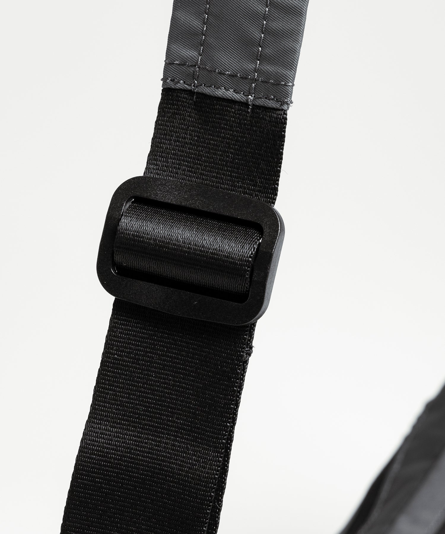 EXPAND SHOULDER BAG 6+ / エクスパンド ショルダーバッグ
