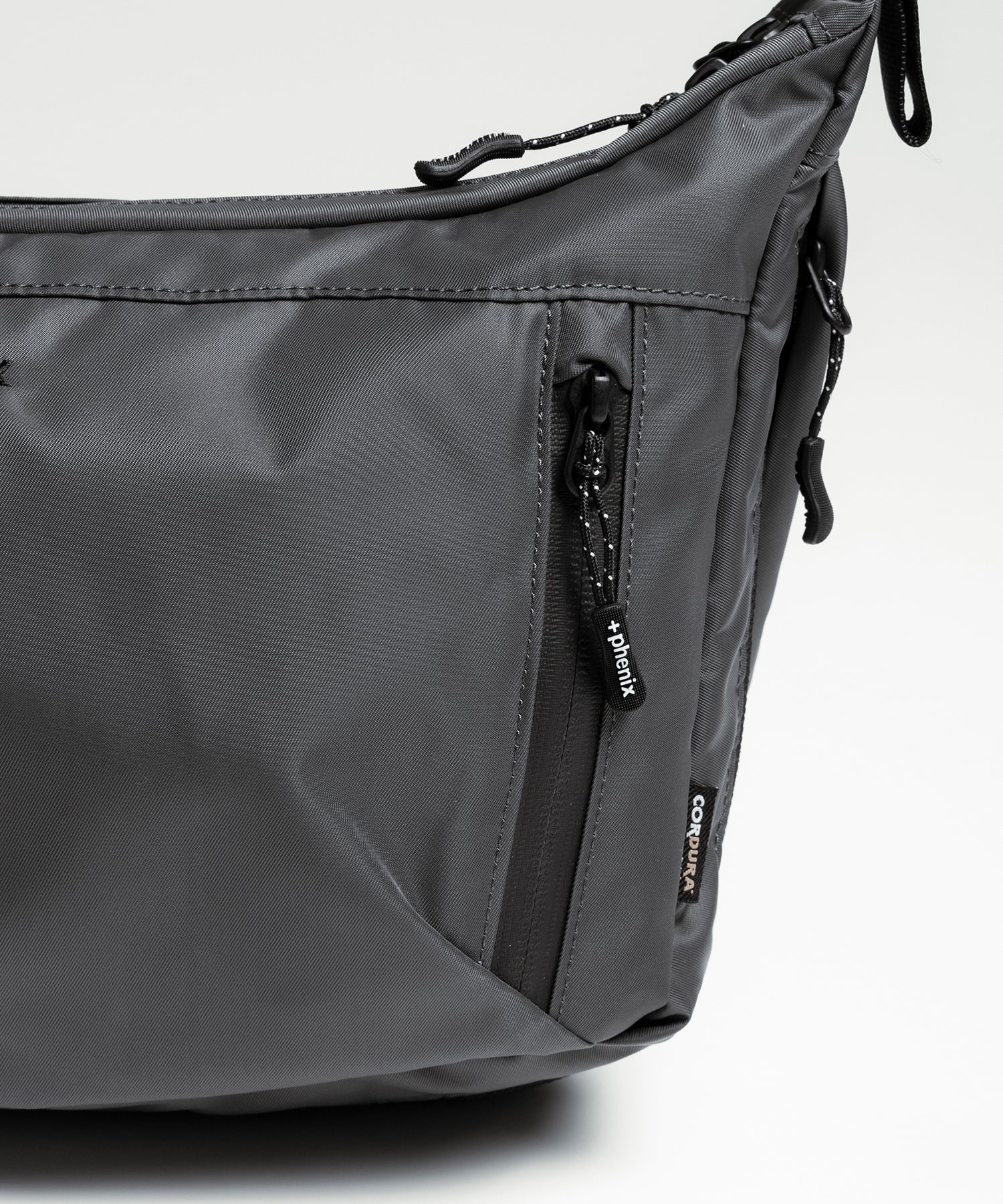 EXPAND SHOULDER BAG 6+ / エクスパンド ショルダーバッグ