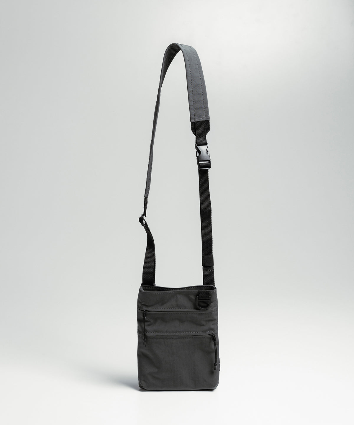 UTILITY SACOCHE / ユーティリティ サコッシュ