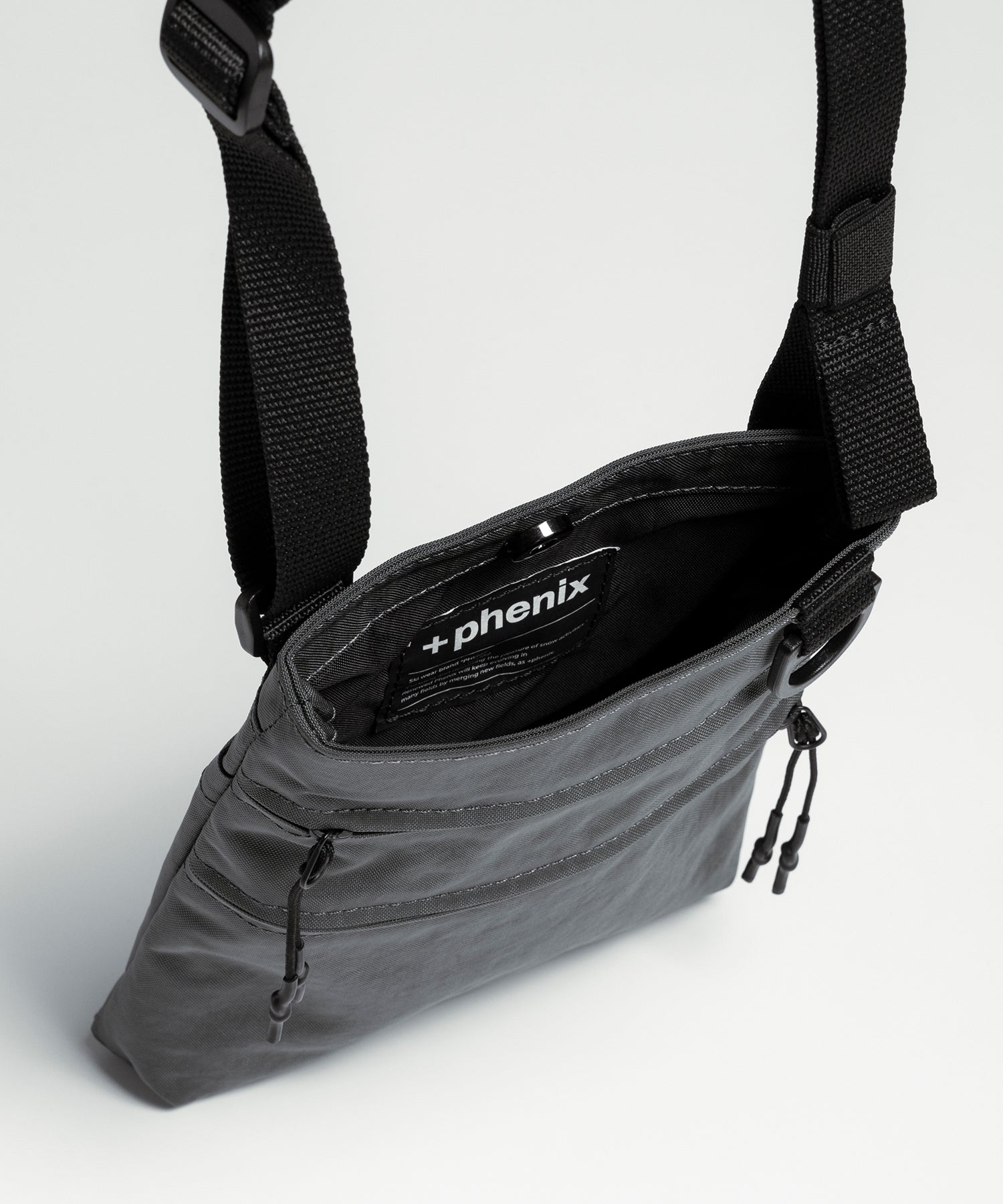 UTILITY SACOCHE / ユーティリティ サコッシュ