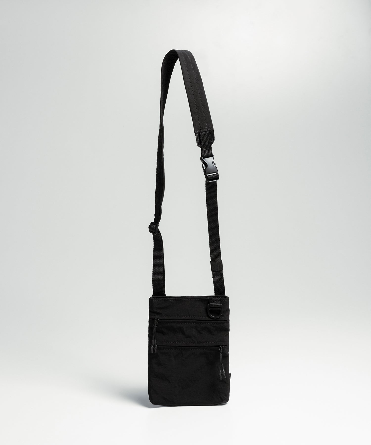 UTILITY SACOCHE / ユーティリティ サコッシュ