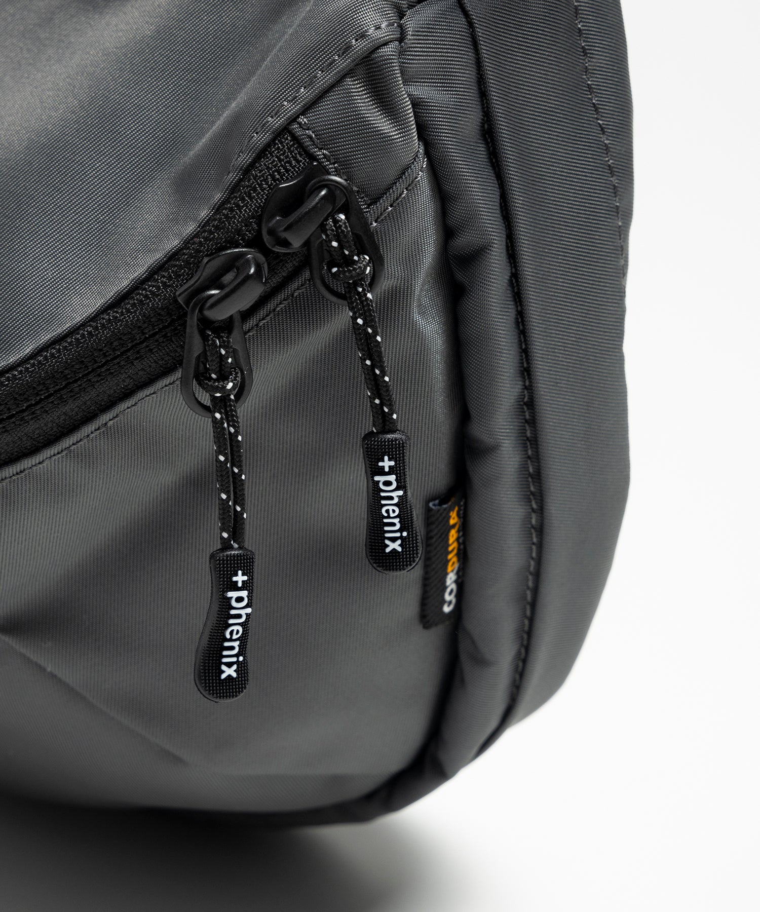 EXPAND BODY BAG 5+ / エクスパンド ボディバッグ