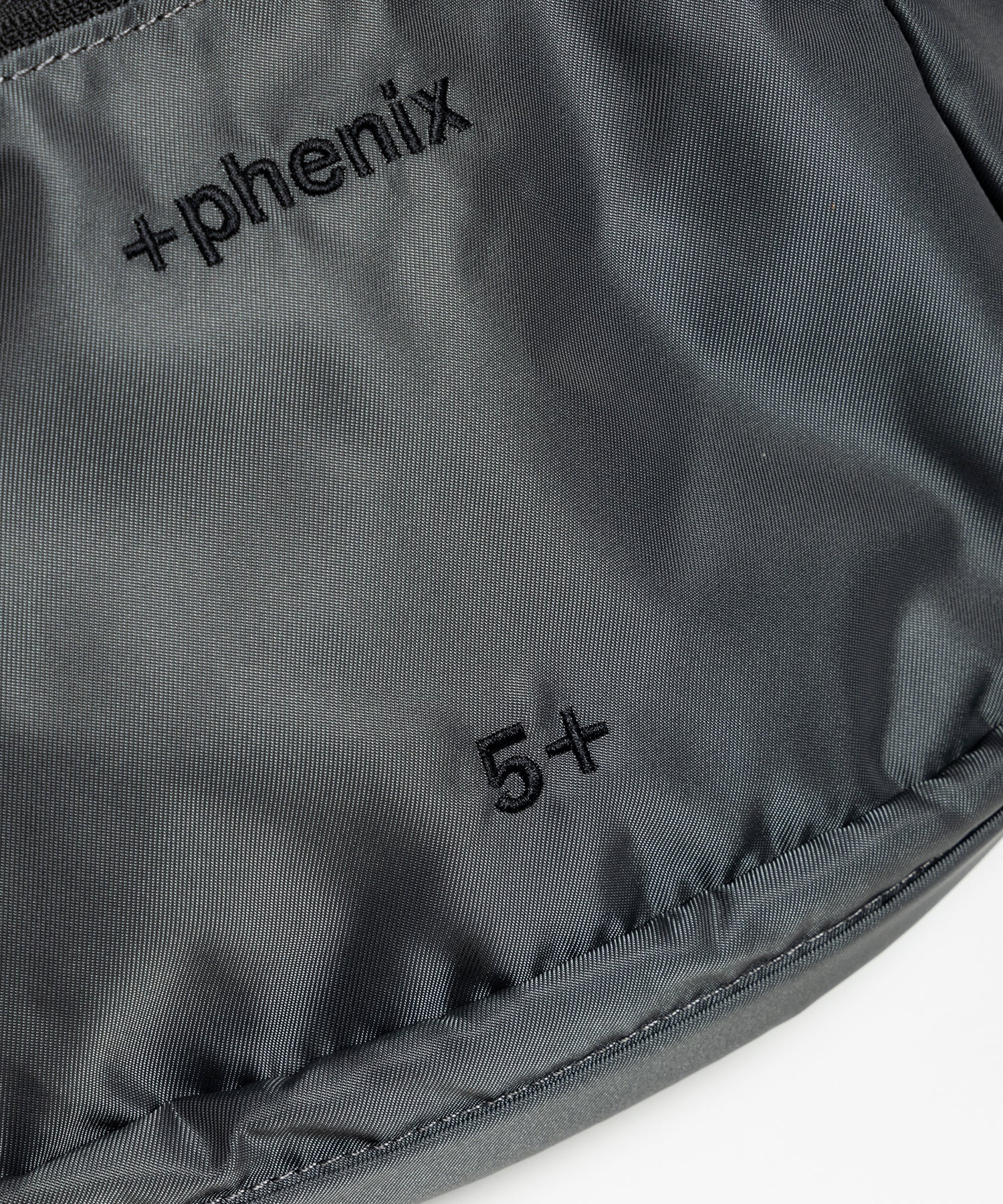 EXPAND BODY BAG 5+ / エクスパンド ボディバッグ