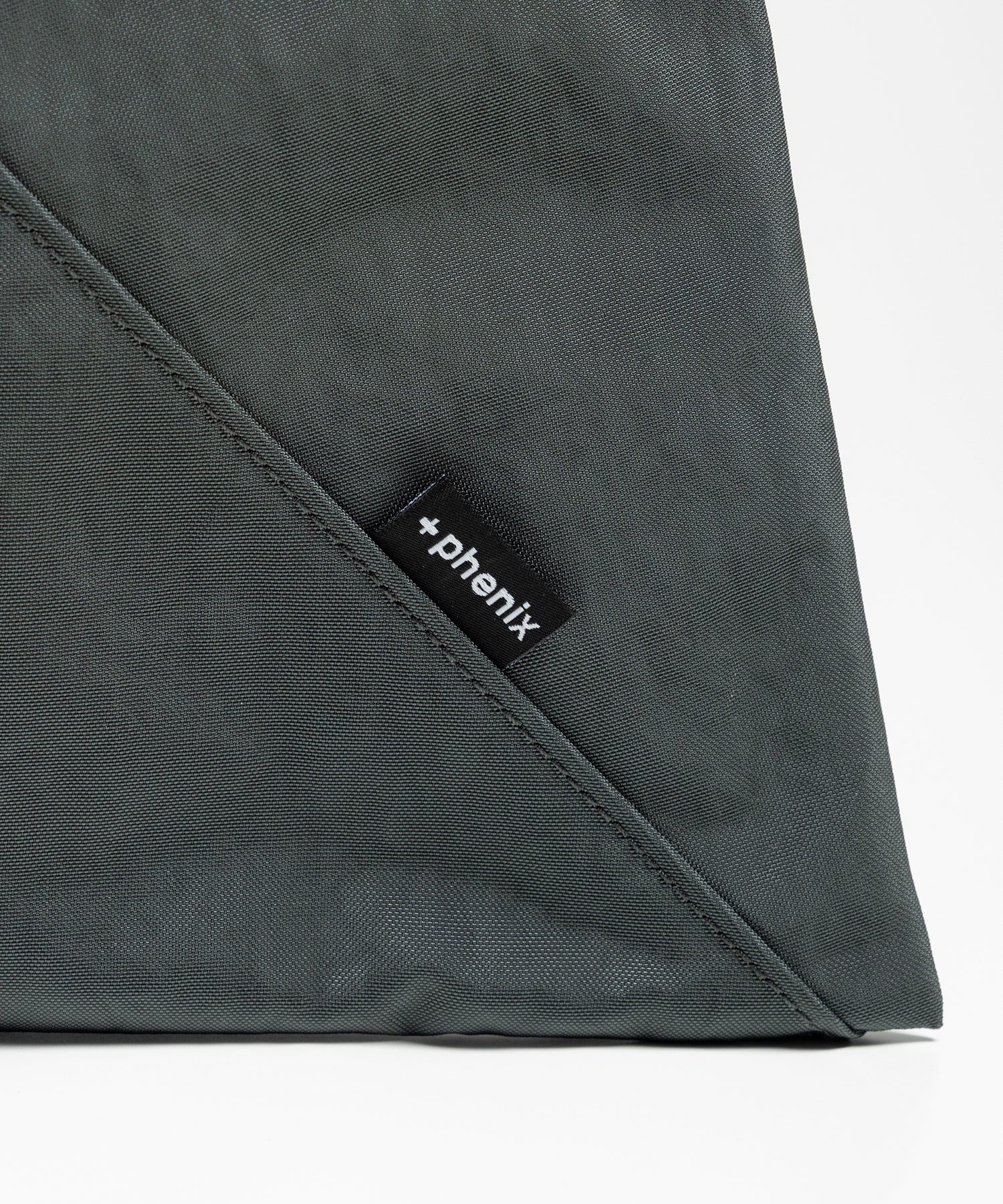 TECH FUROSHIKI BAG / テック フロシキバック