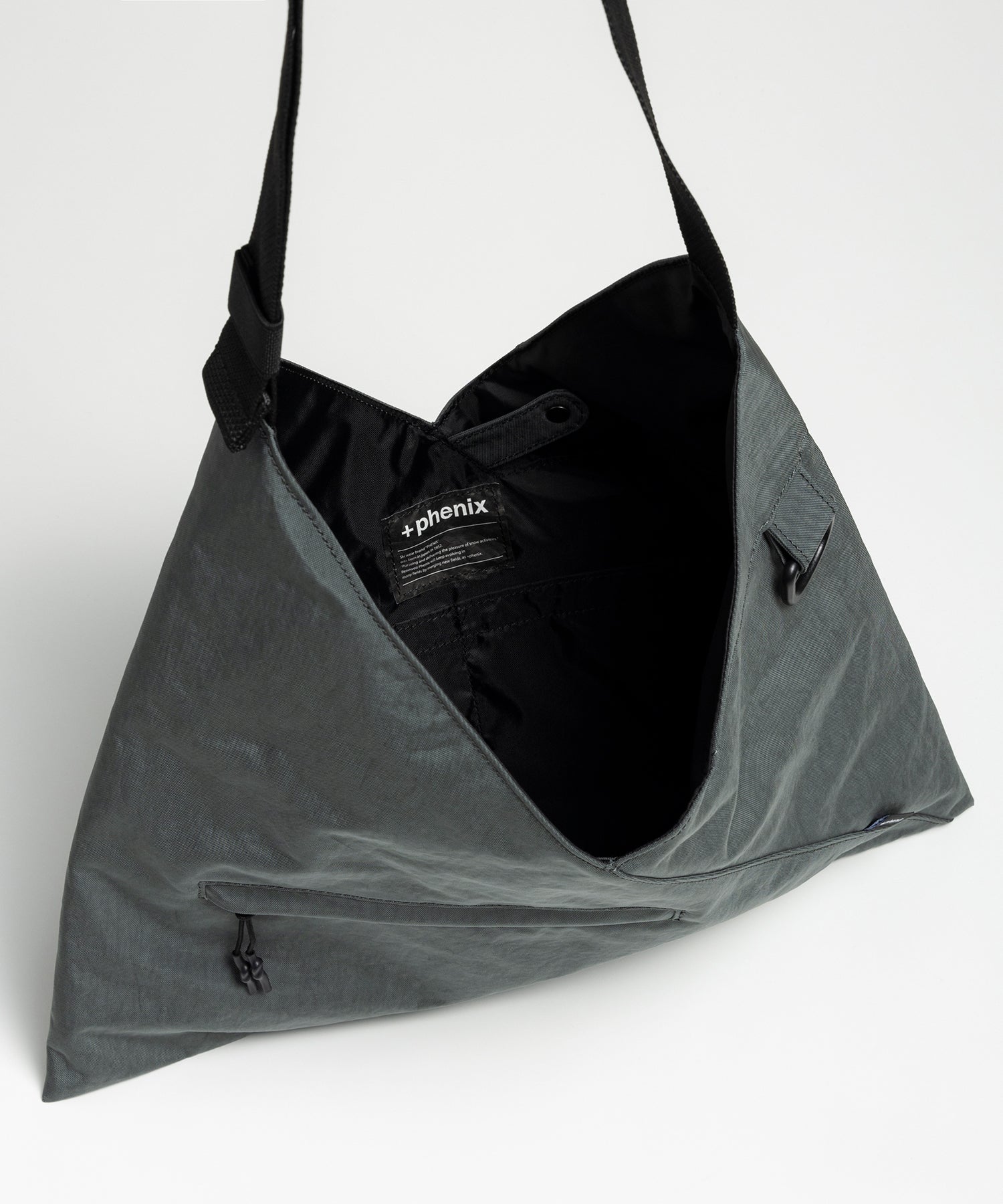 TECH FUROSHIKI BAG / テック フロシキバック