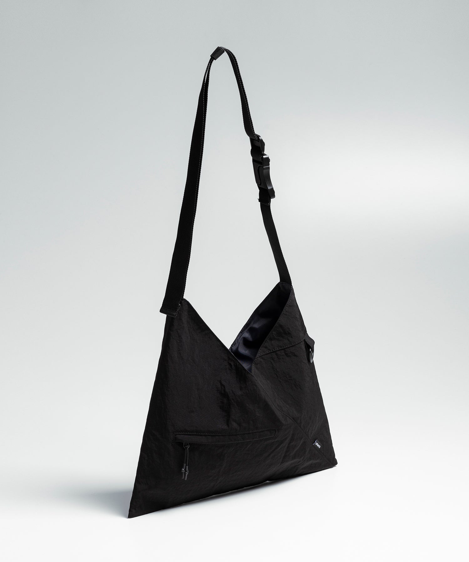 TECH FUROSHIKI BAG / テック フロシキバック