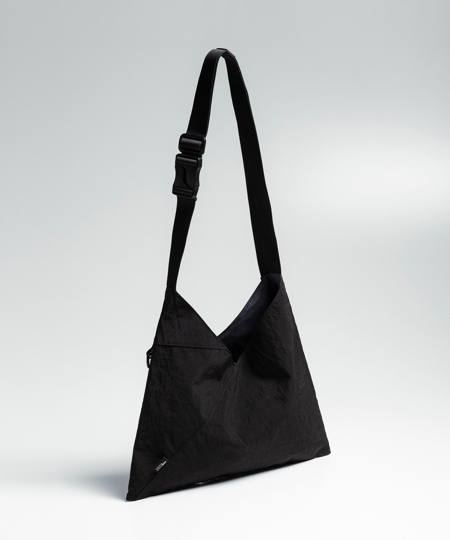 TECH FUROSHIKI BAG / テック フロシキバック