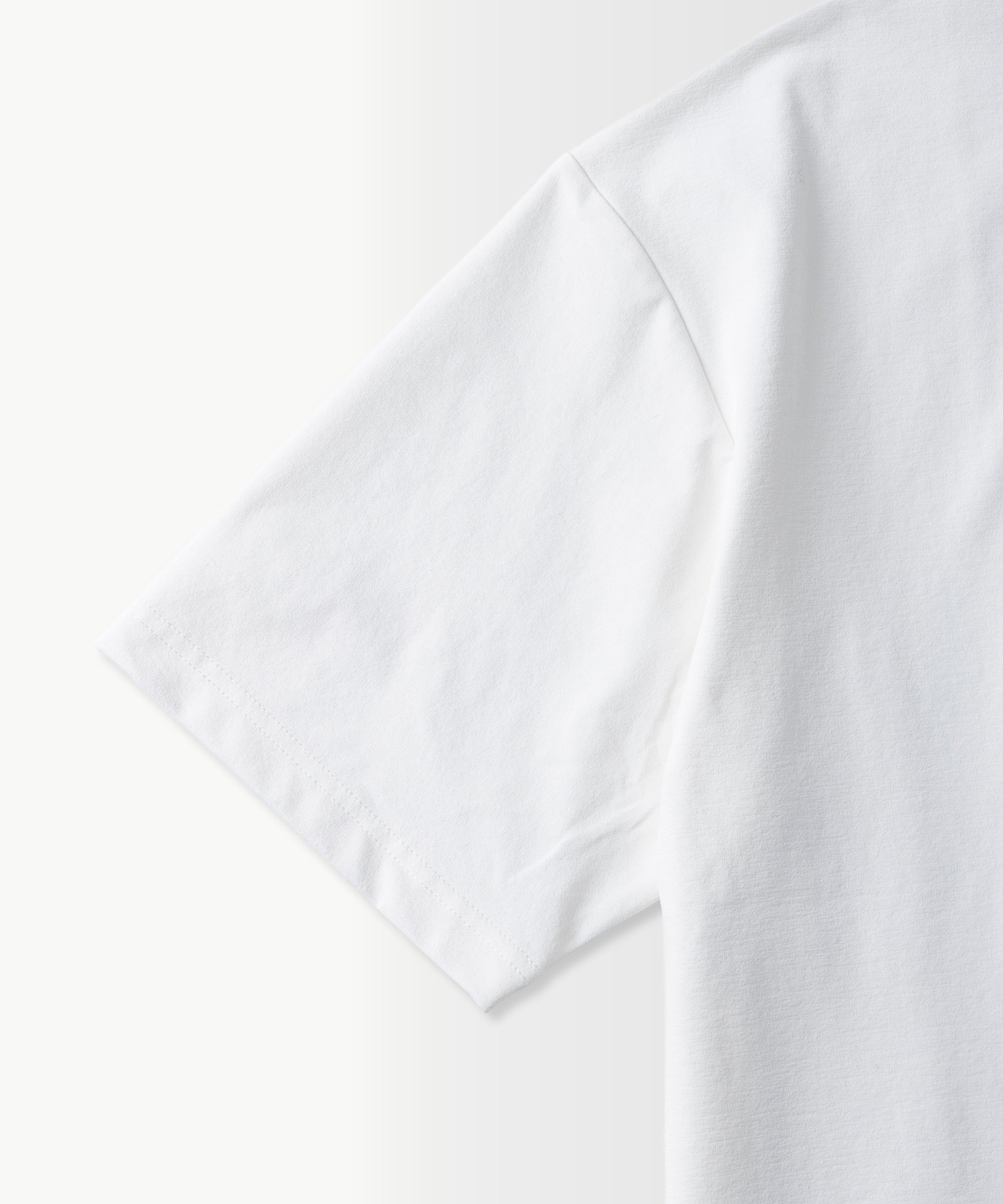 Outlast® TYPOGRAPHY SHORT SLEEVE TEE / タイポグラフィ ショートスリーブTシャツ
