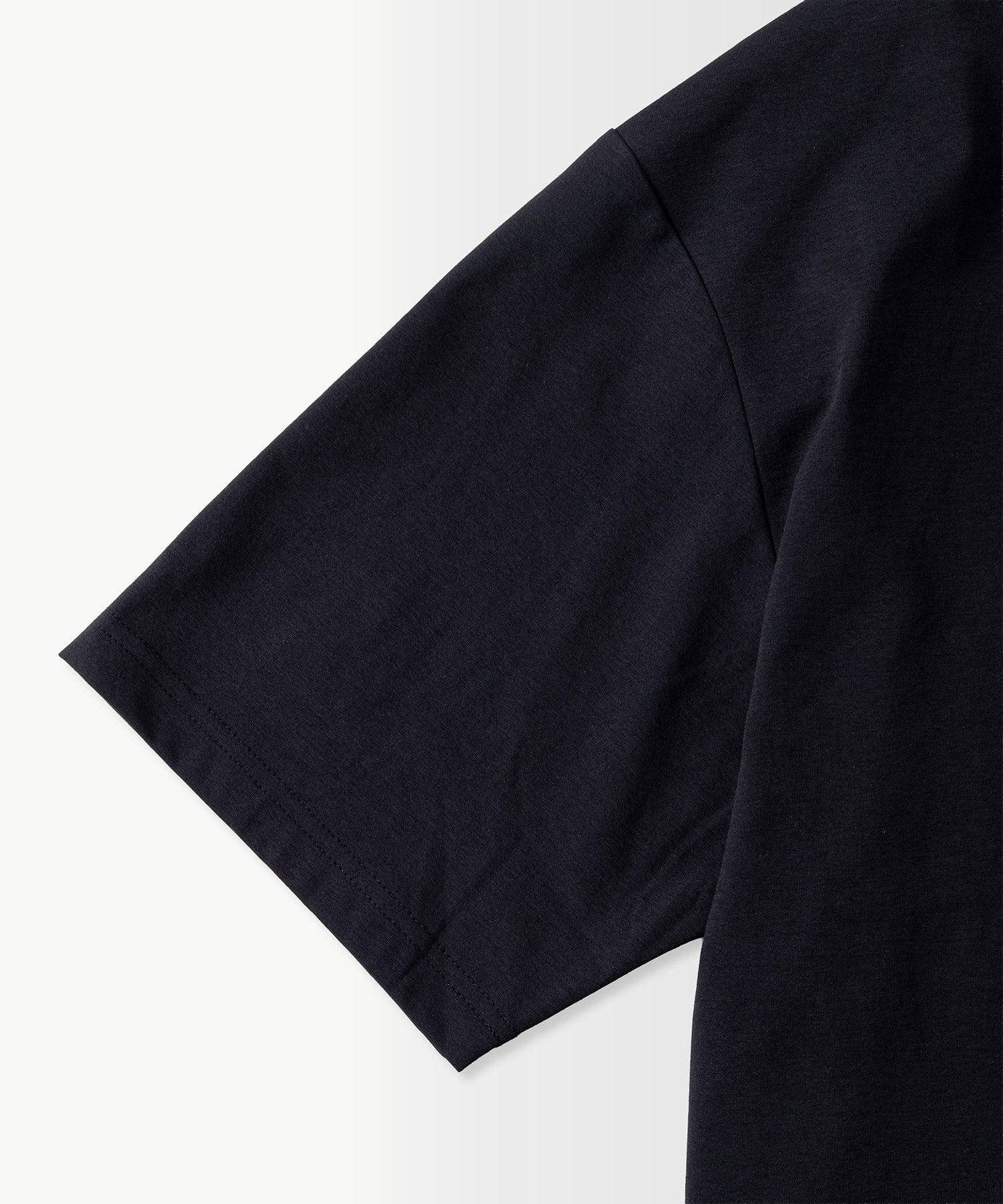 Outlast® HANDDRAWN GRAPHIC SHORT SLEEVE TEE / ハンドドローン グラフィック ショートスリーブTシャツ