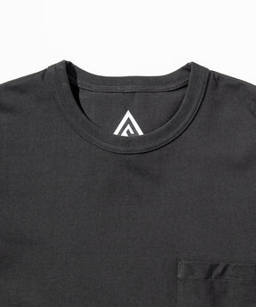 DISTORTED SLOGAN POCKET TEE