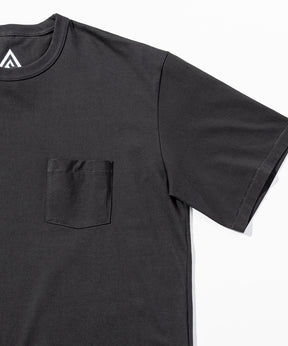 DISTORTED SLOGAN POCKET TEE