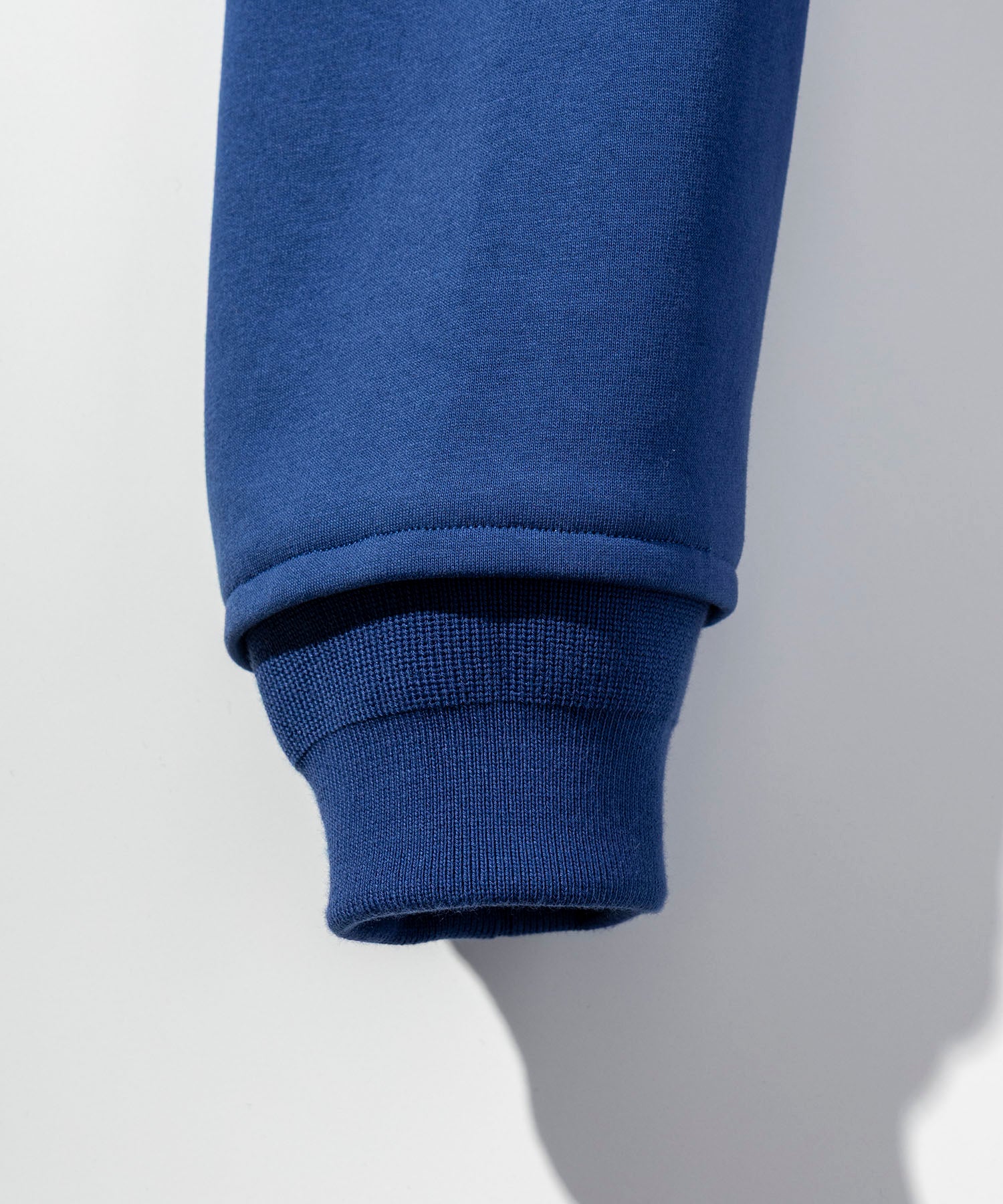 AERO STILL HALF ZIP SWEAT SHIRT