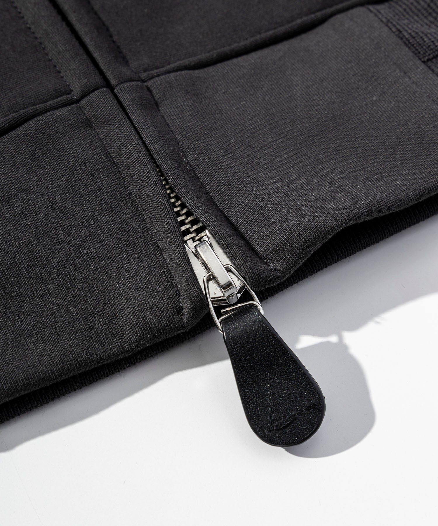 AERO STILL ZIP UP  HOODIE