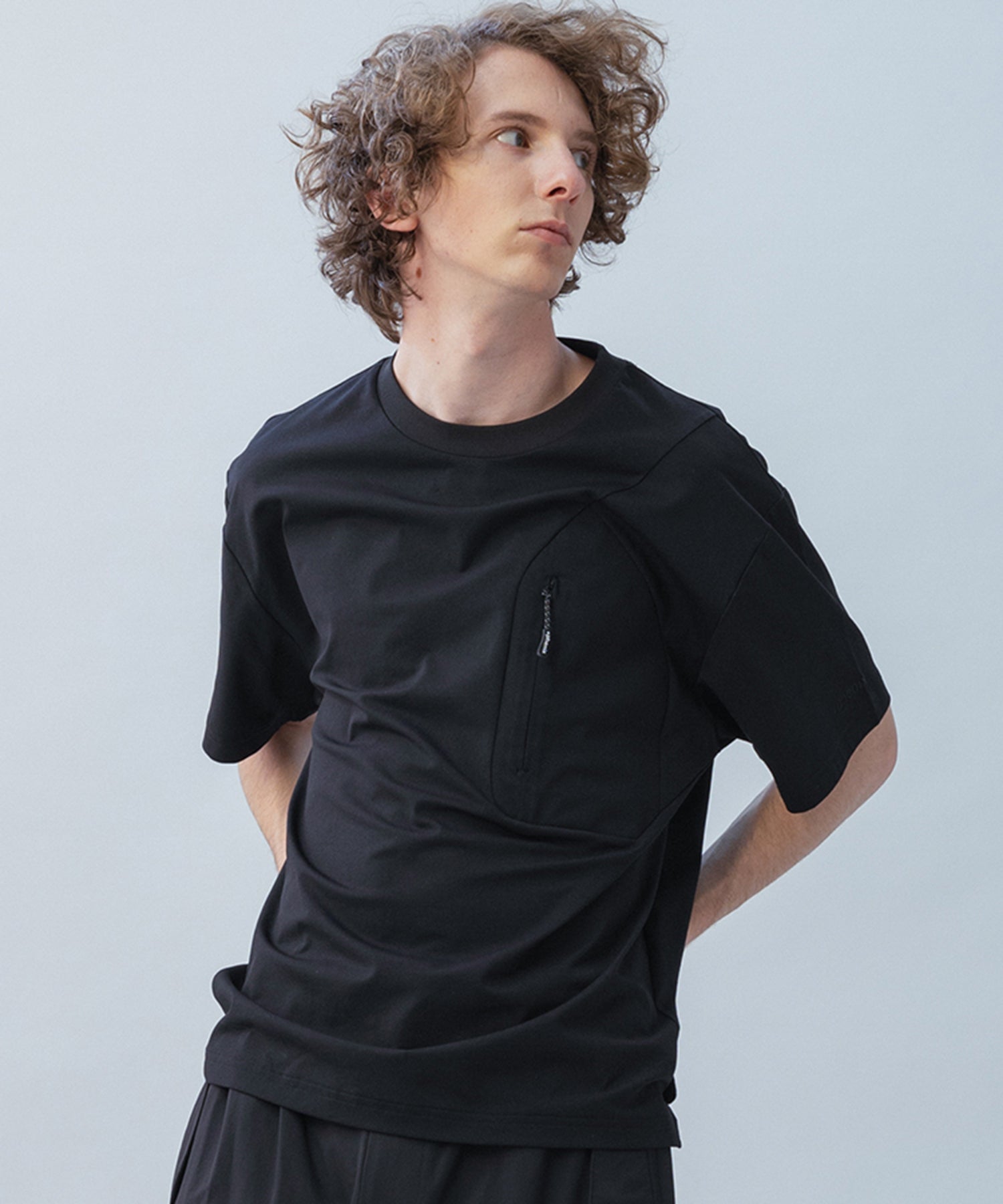 HIDDEN ZIP POCKET SHORT SLEEVE TEE / コンシールファスナーポケット ショートスリーブTシャツ