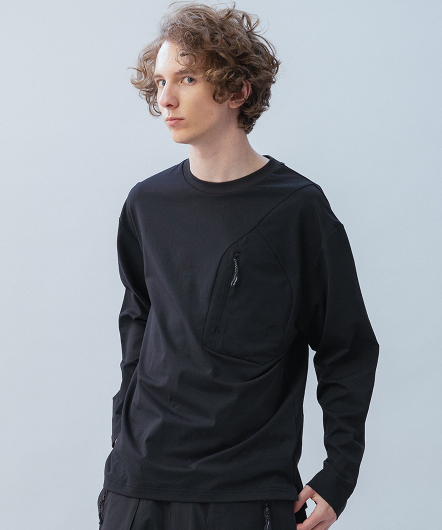 HIDDEN ZIP POCKET LONG SLEEVE TEE / コンシールファスナーポケット ロングスリーブTシャツ