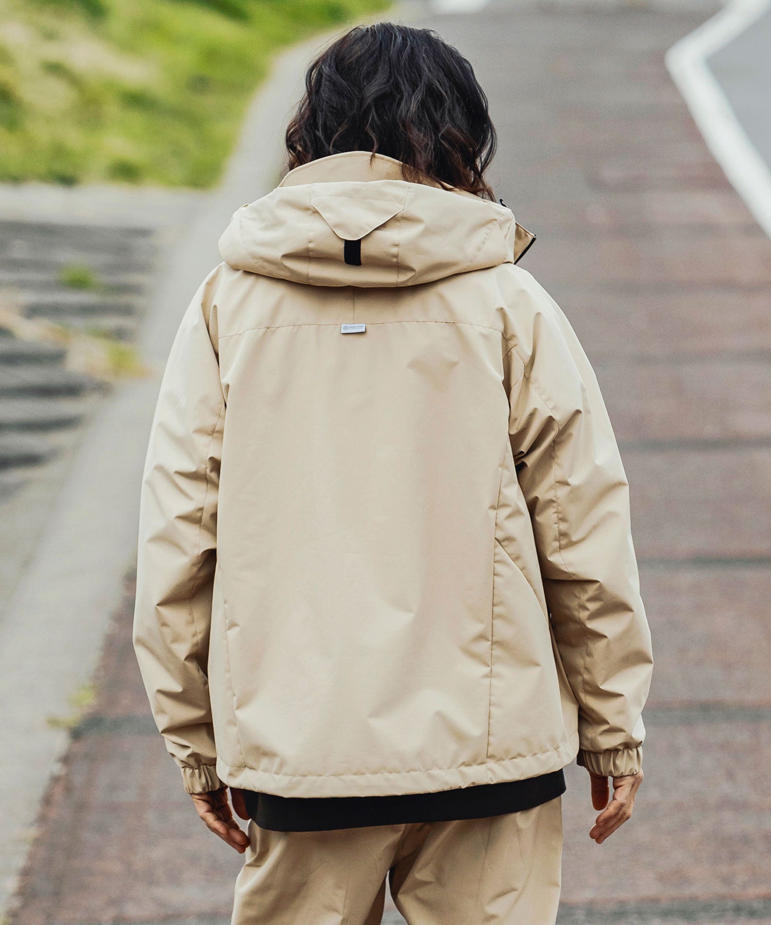 【MENS】MOUNTAIN LIGHT JACKET マウンテン ライト ジャケット ウィンドストッパー / WINDSTOPPER(R) プロダクト by GORE TEX LABS +phenix(プラスフェニックス)