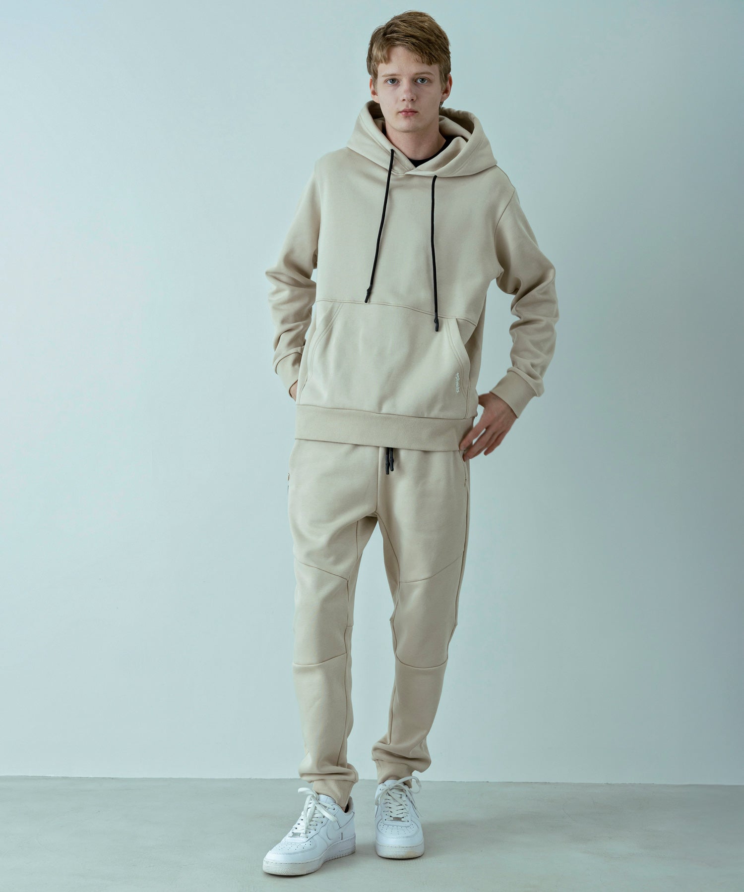 【MENS】HEAVY DUTY JOGGER SWEAT PANTS  ヘビーデューティー ジョガースウェットパンツ / +phenix(プラスフェニックス)