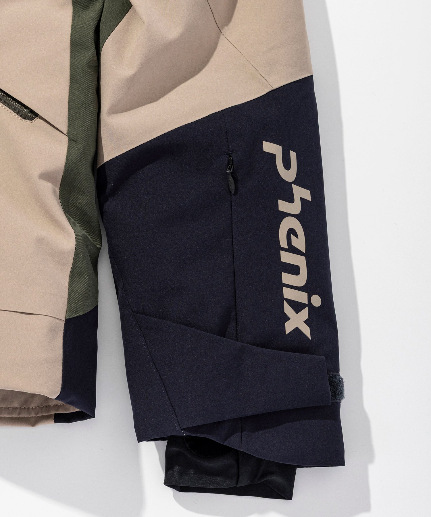 【10月上旬お届け予約商品】【MENS】Foreront Jacket / フォアフロントジャケット / phenix スキーウェア 26AW / APD