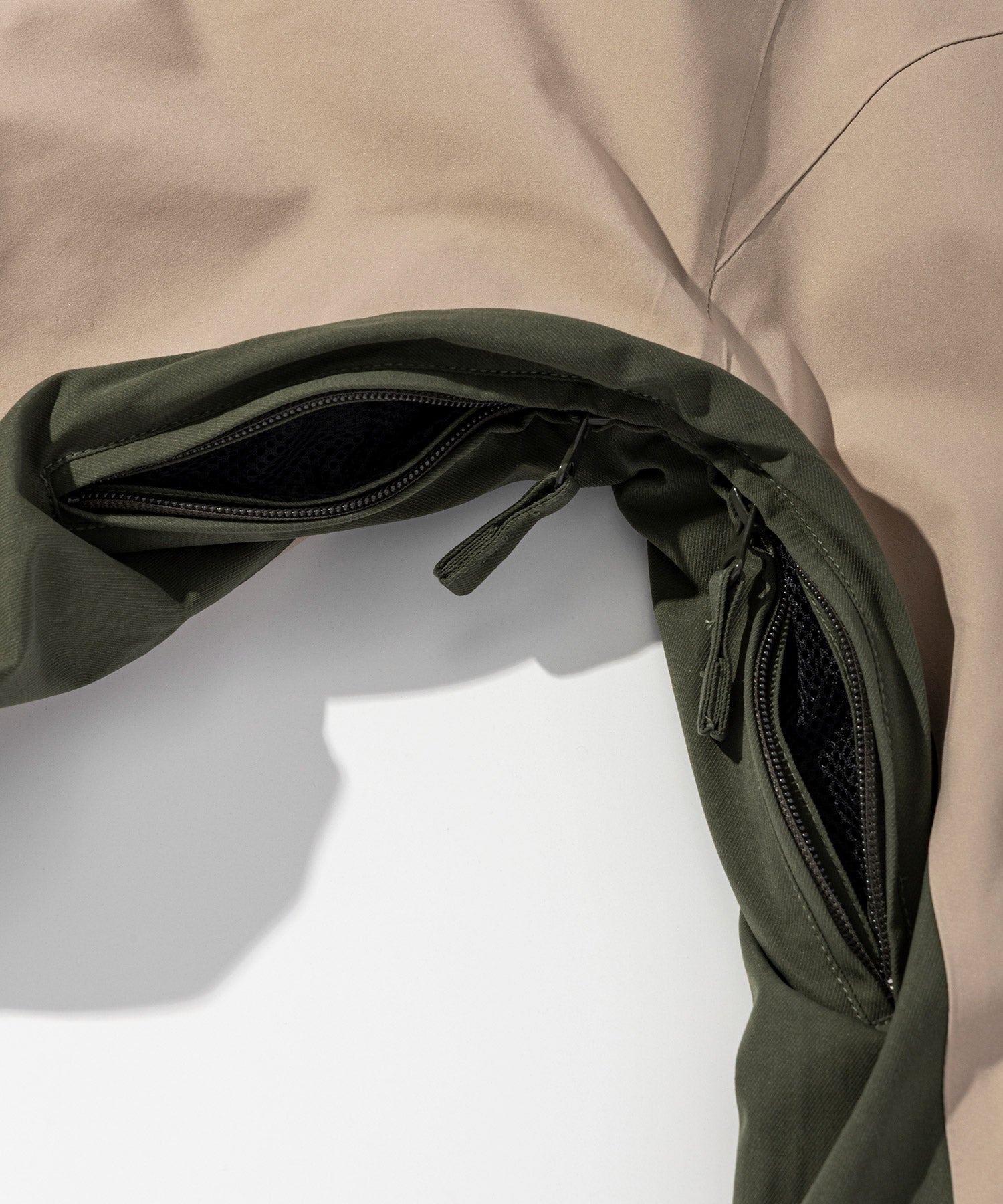 【10月上旬お届け予約商品】【MENS】Foreront Jacket / フォアフロントジャケット / phenix スキーウェア 26AW / APD