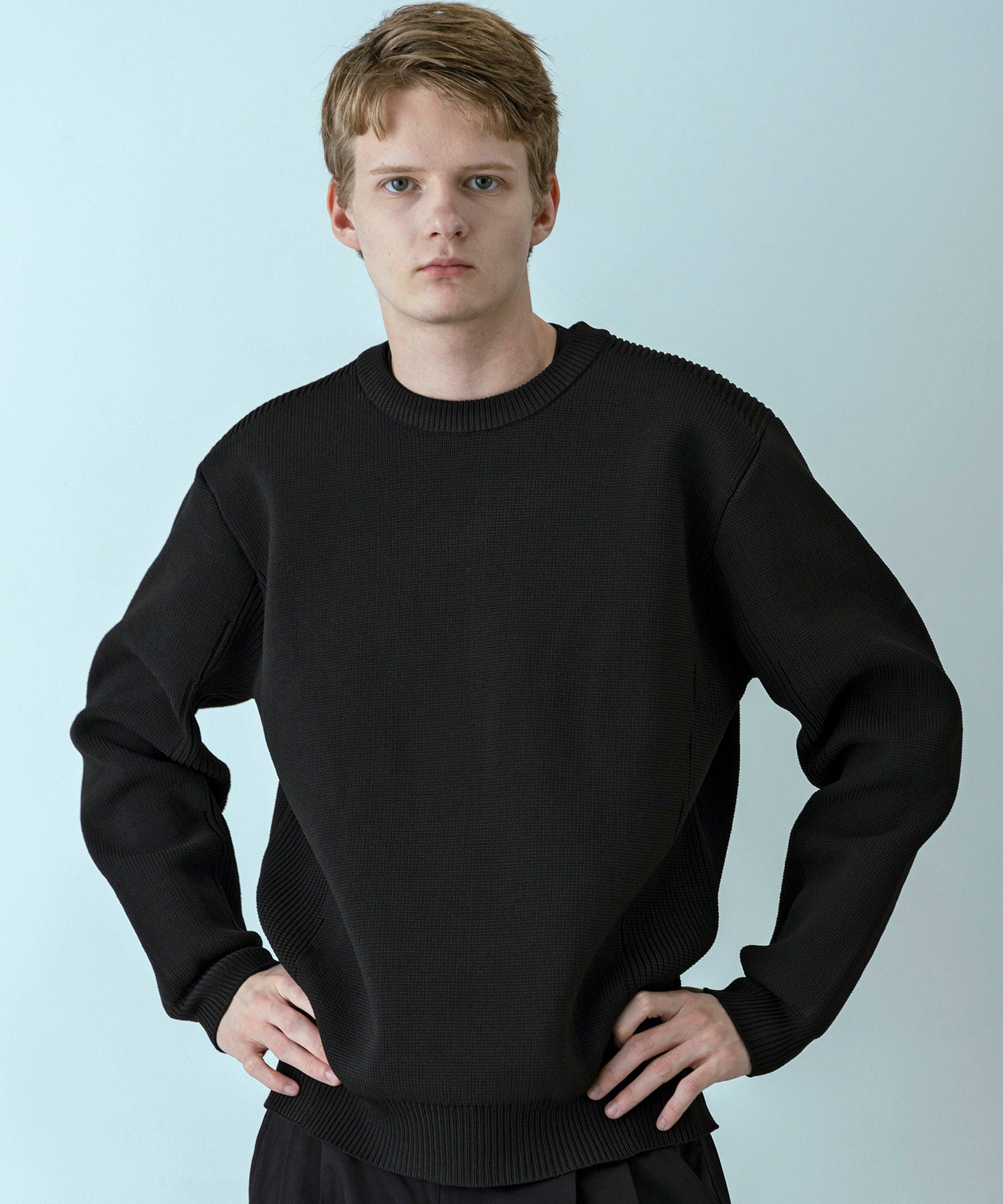 【MENS】HYBRID KNITTED LONG SLEEVE PULL OVER  ハイブリッドニット ロングスリーブプルオーバー / +phenix(プラスフェニックス)
