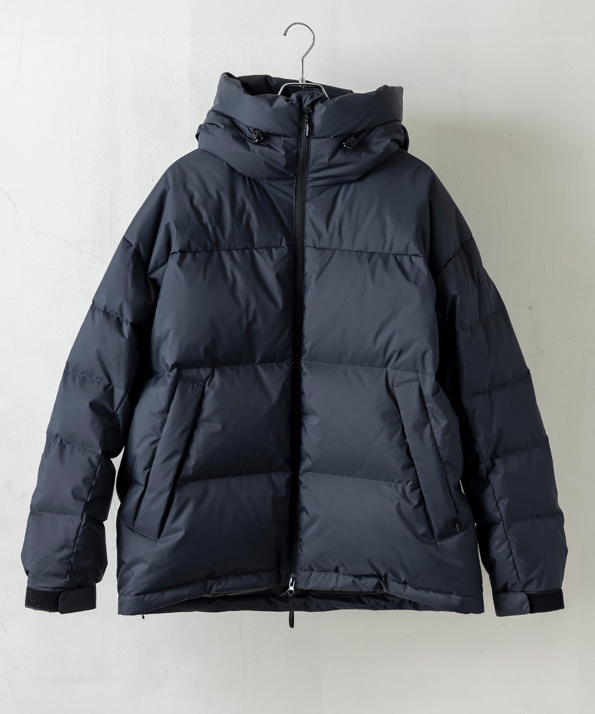 【MENS】QUILTING DOWN JACKET キルティング ダウンジャケット / WINDSTOPPER(R) プロダクト by GORE TEX LABS +phenix(プラスフェニックス)