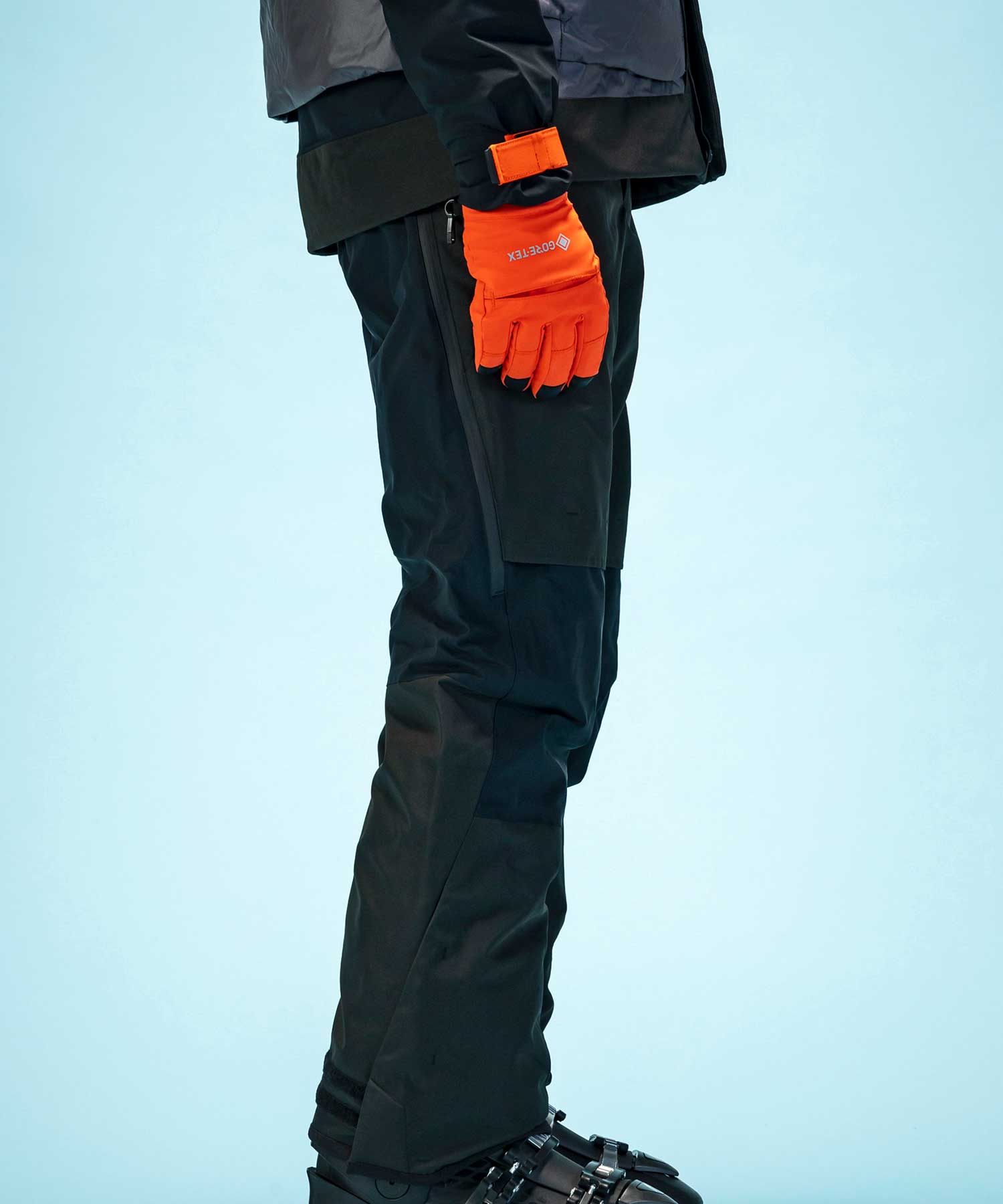 【MENS】スキーウェア ボトムス パンツ WINDSTOPPER® プロダクト by GORE TEX LABS ゴアテックスウェア Alpine  Satellite Cargo Pants / Alpine Diversity /phenixスキーウェア23AW新作