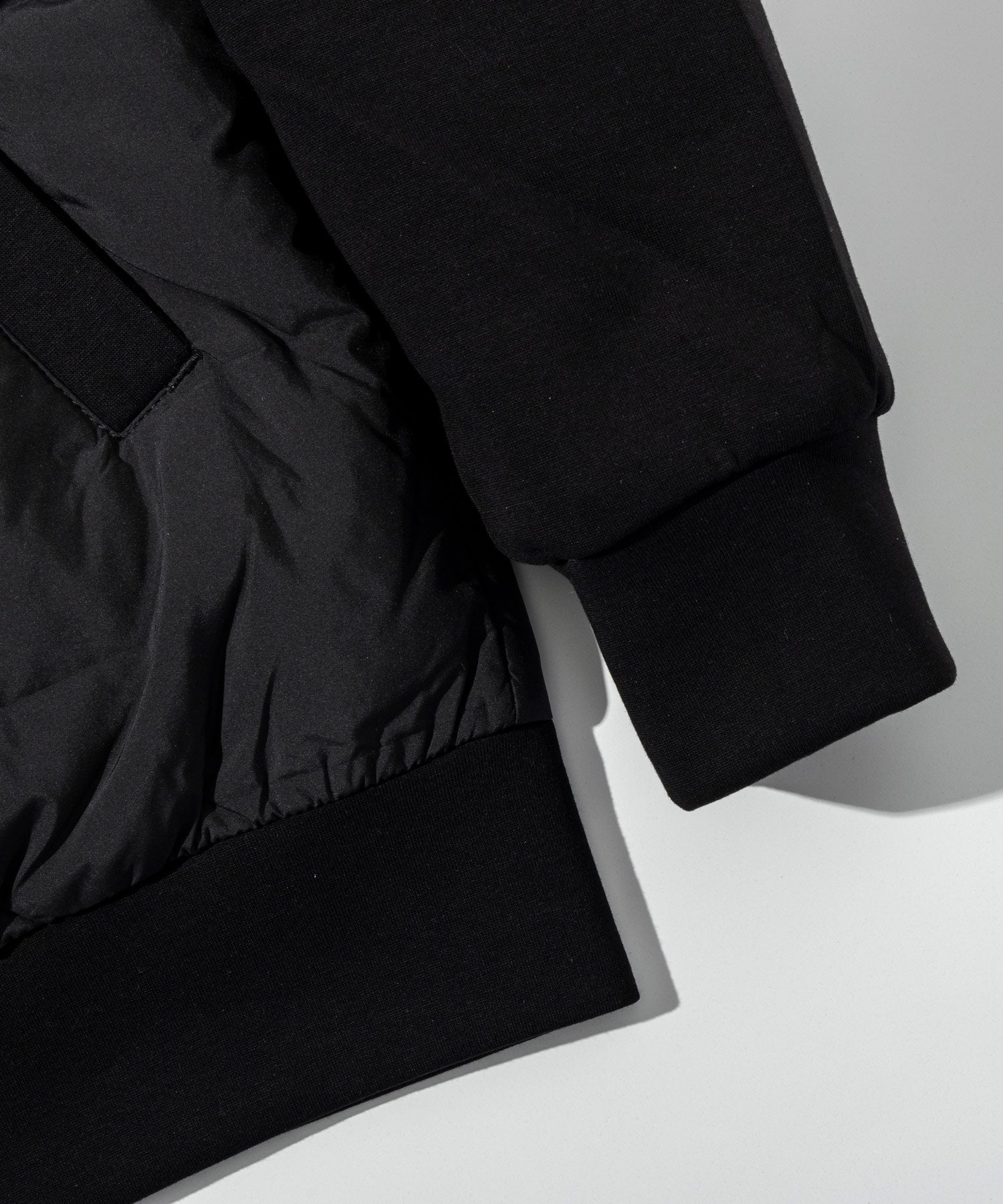 【MENS】HYBRID DOWN JACKET  ハイブリッドダウンジャケット / +phenix(プラスフェニックス)