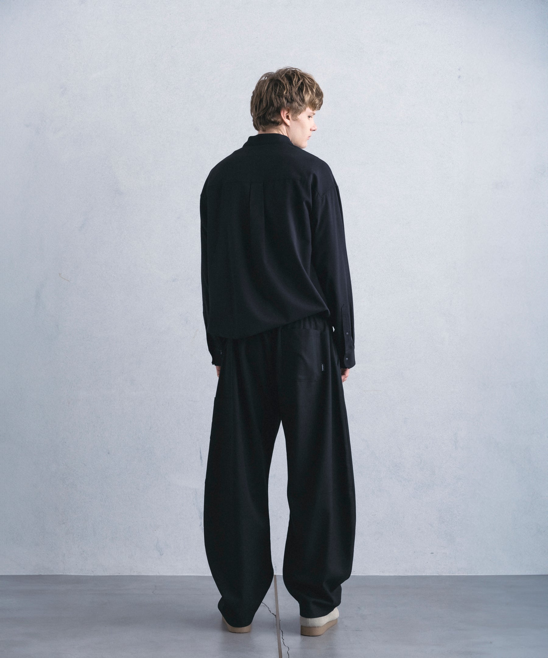 【1月中旬お届け予約商品】COCOON SILHOUETTE RELAXED PANTS コクーンシルエット リラックス パンツ