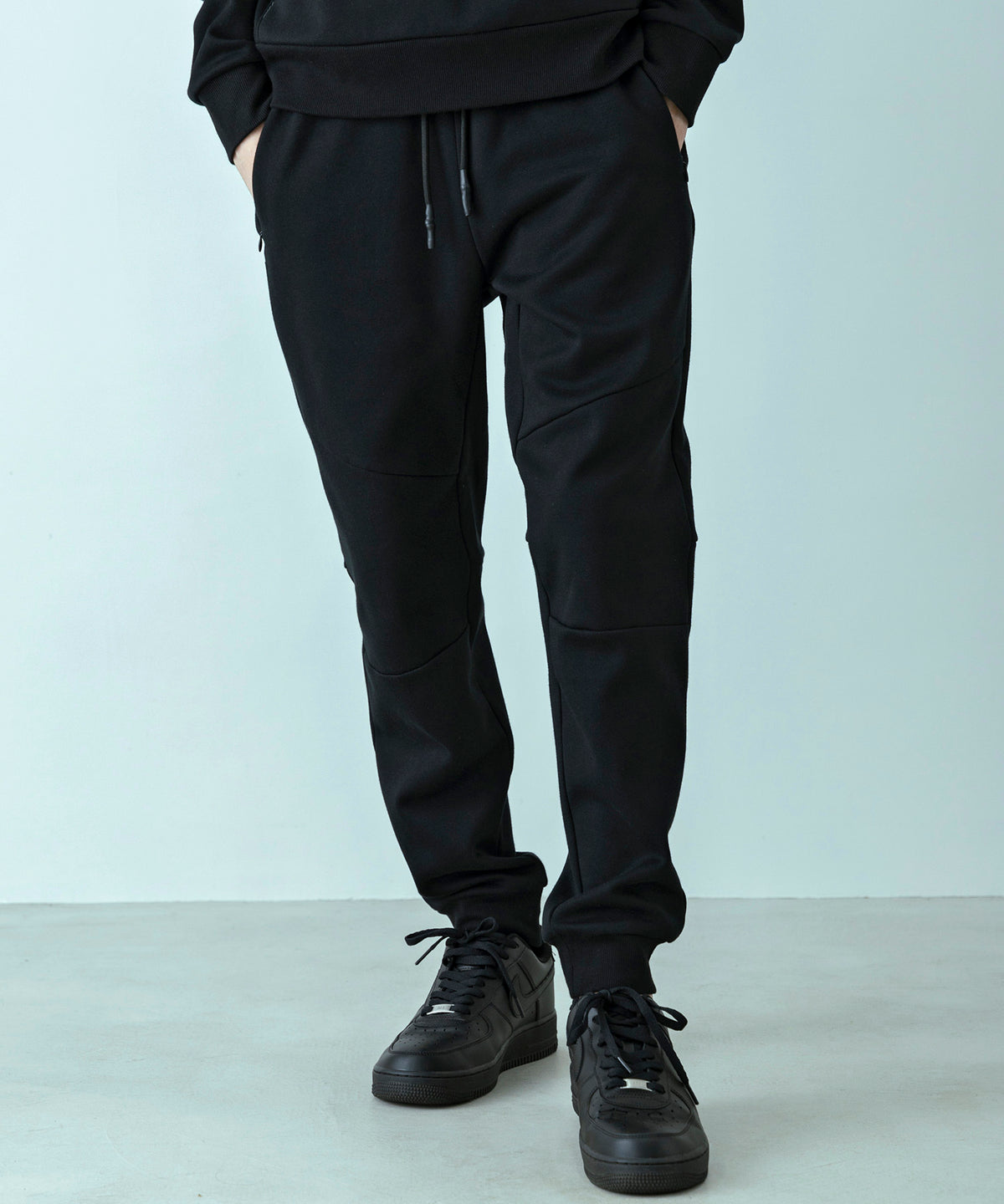 【MENS】HEAVY DUTY JOGGER SWEAT PANTS  ヘビーデューティー ジョガースウェットパンツ / +phenix(プラスフェニックス)
