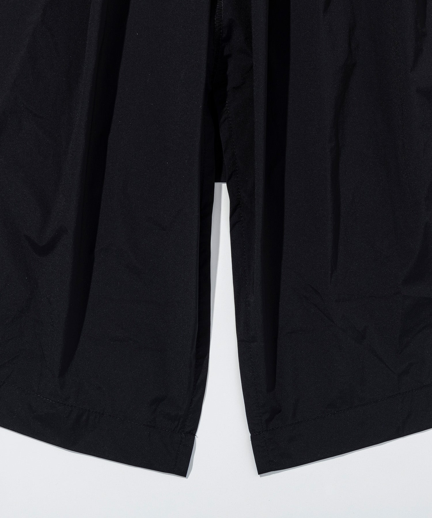 TOGA - ONEPIECE, TYPE P-002 / PLEATED HYBRID DRESS　-　1月中旬お届け