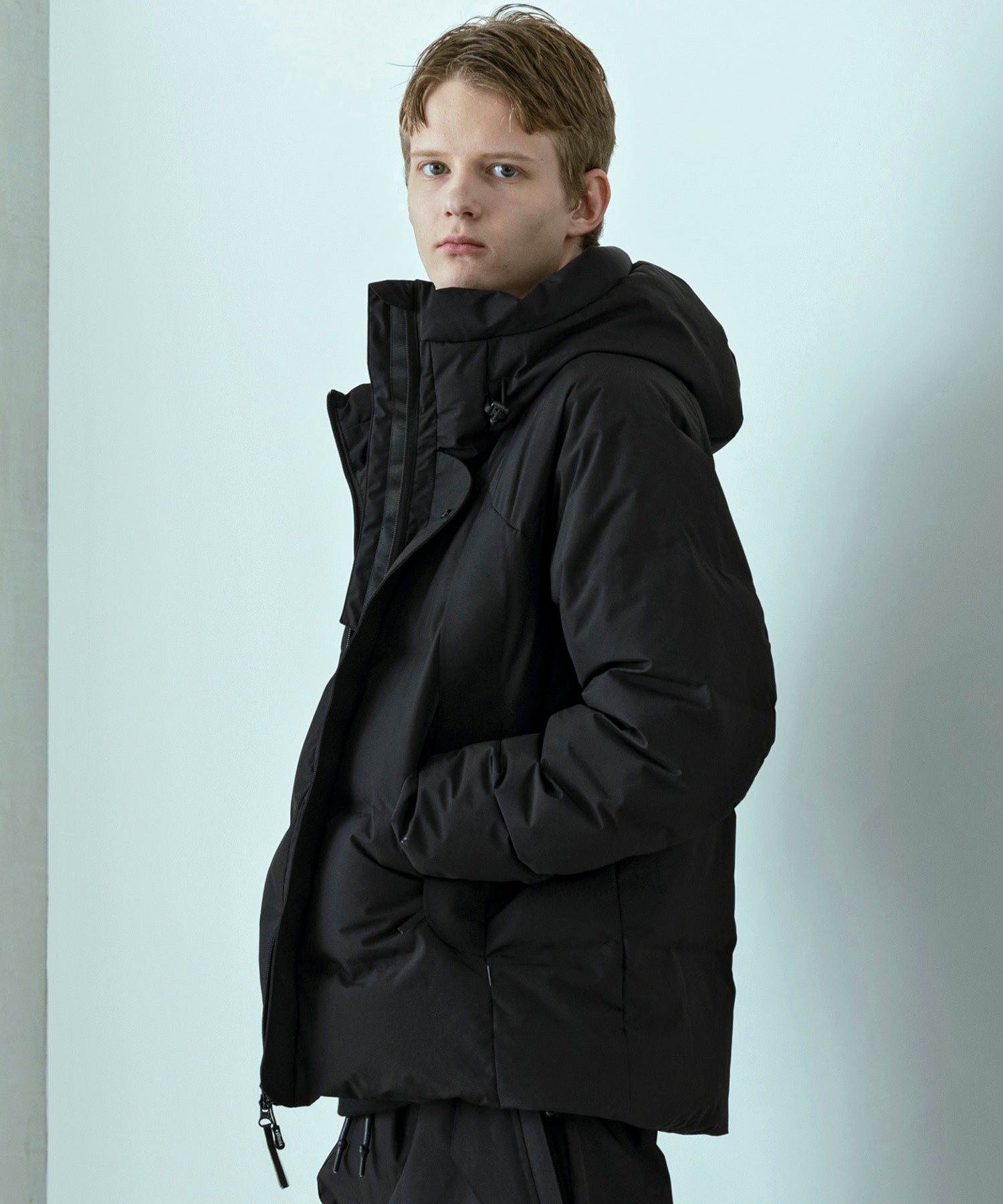 【MENS】FUSED QUILTING DOWN JACKET  フューズドキルティングダウンジャケット ウィンドストッパー / WINDSTOPPER(R) プロダクト by GORE TEX LABS / +phenix(プラスフェニックス)