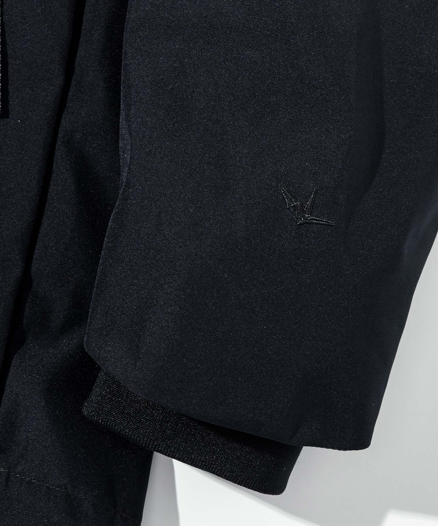 PLUS COLLABORATION TRACK JACKET プラス コラボレーション トラックジャケット WINDSTOPPER プロダクト by GORE-TEX LABS /ウィンドストッパー/ゴアテックス