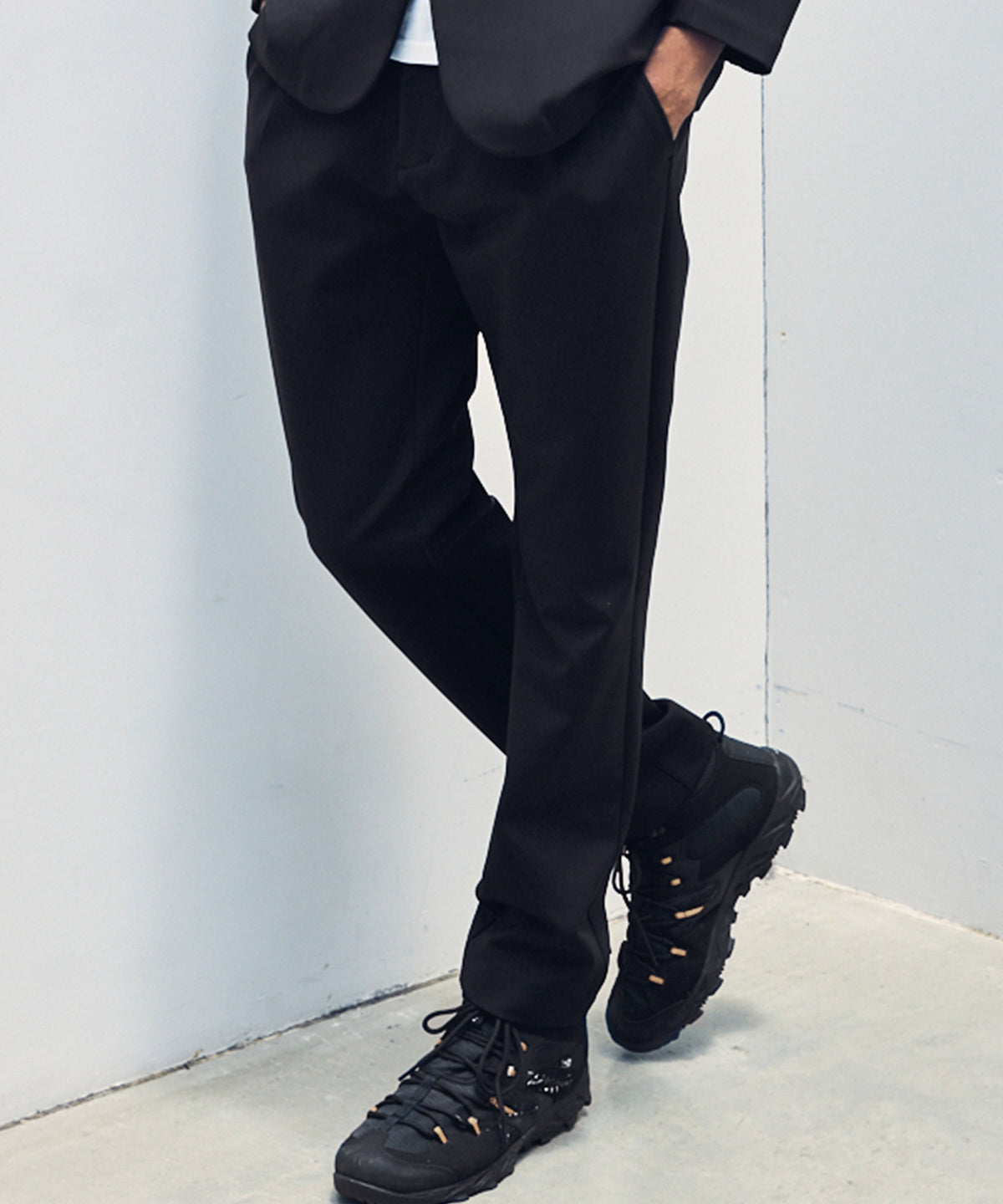 【10月中旬お届け予約商品】【MENS】COLDPROOF TAILORED PANTS ロングパンツ 耐寒 +phenix(プラスフェニックス)　