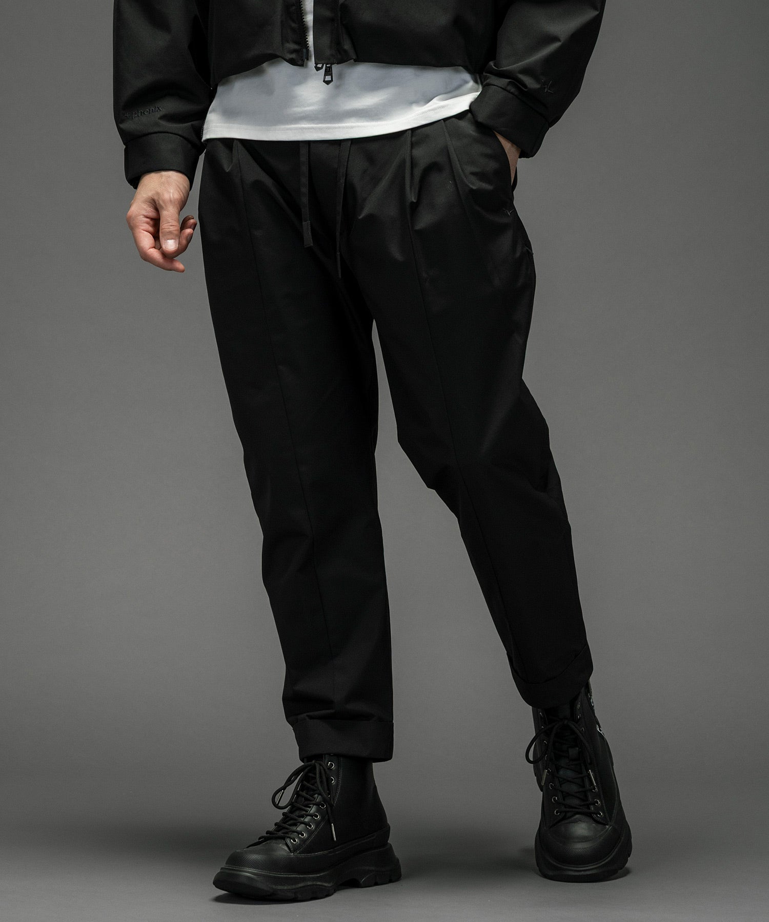 CROPPED SLACKS クロップドスラックス / WINDSTOPPER プロダクト by GORE-TEX LABS