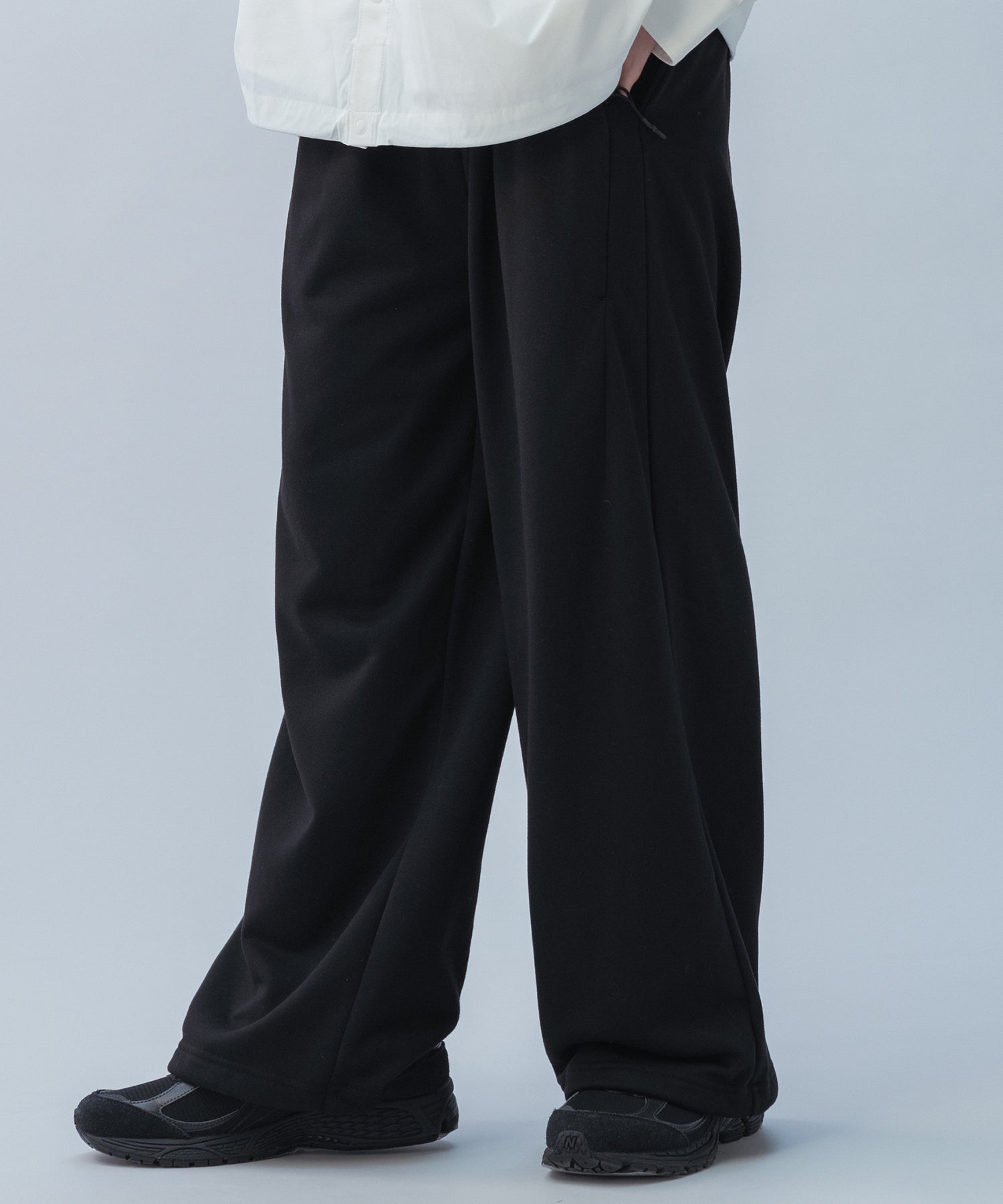 TECH SWEAT WIDE PANTS / テック スウェット ワイドパンツ