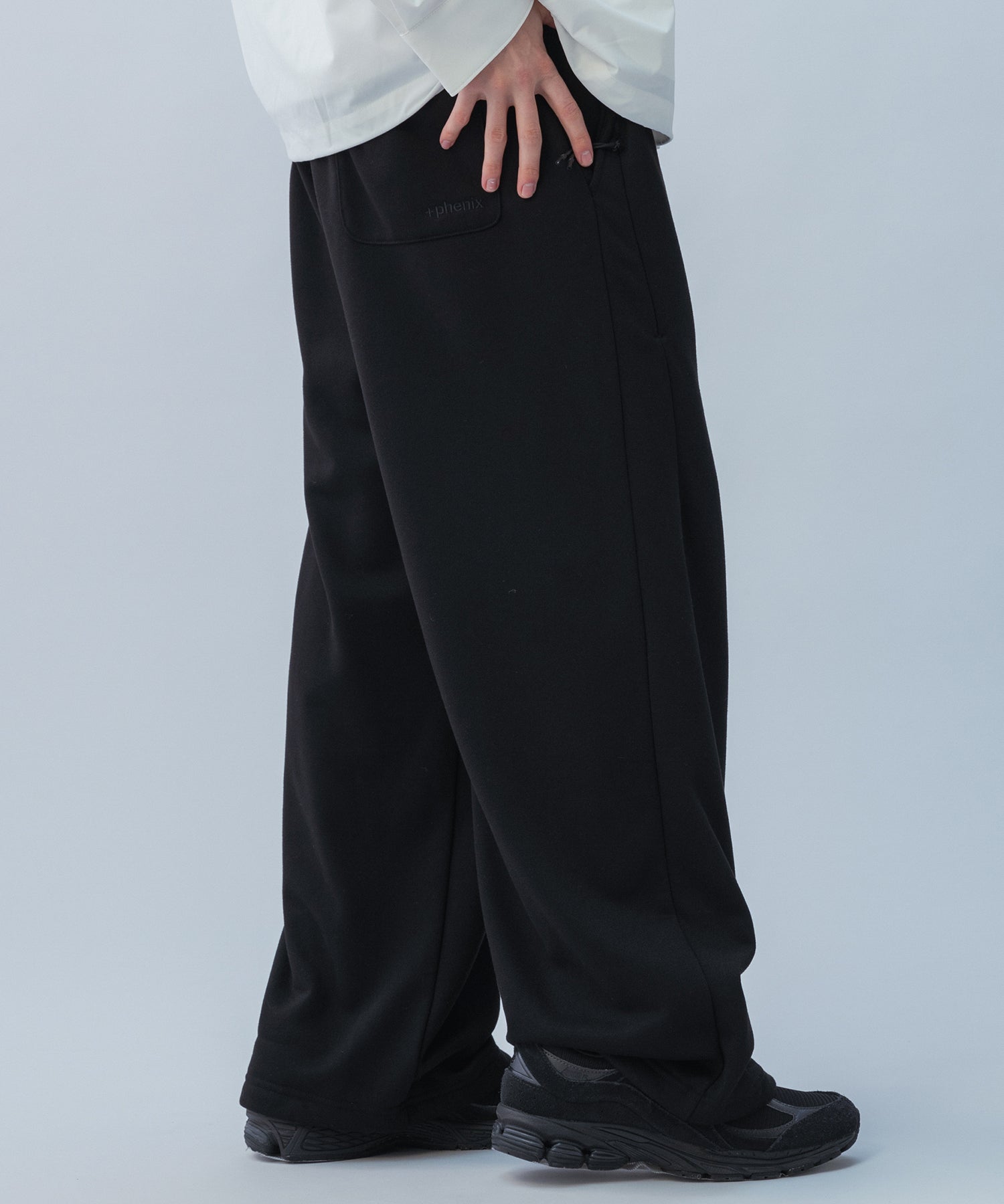 TECH SWEAT WIDE PANTS / テック スウェット ワイドパンツ