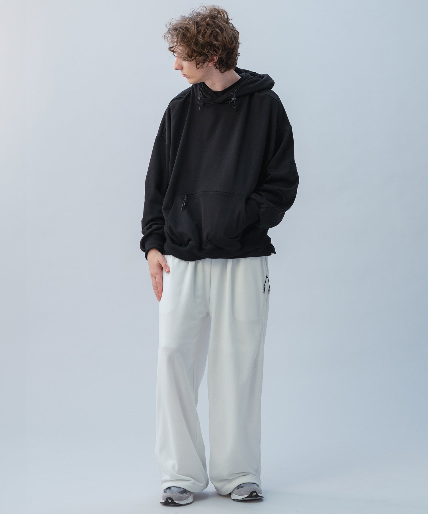 TECH SWEAT HOODIE / テック スウェット フーディー