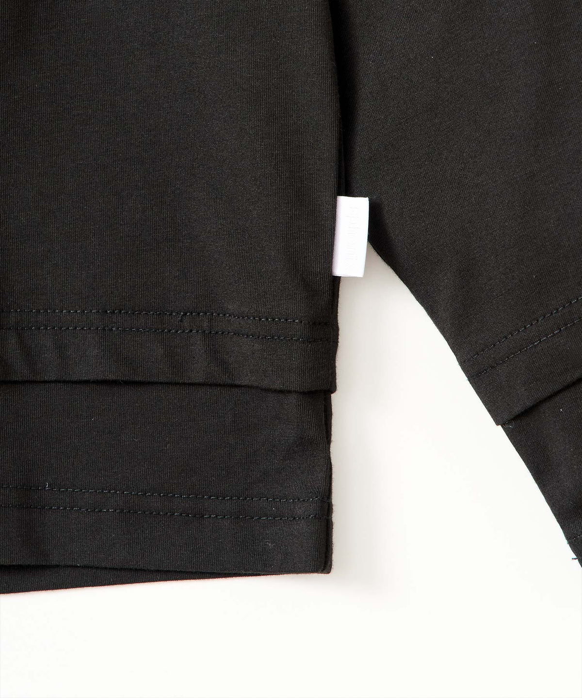 LAYERED LONG SLEEVE TEE /  レイヤード ロングスリーブTシャツ
