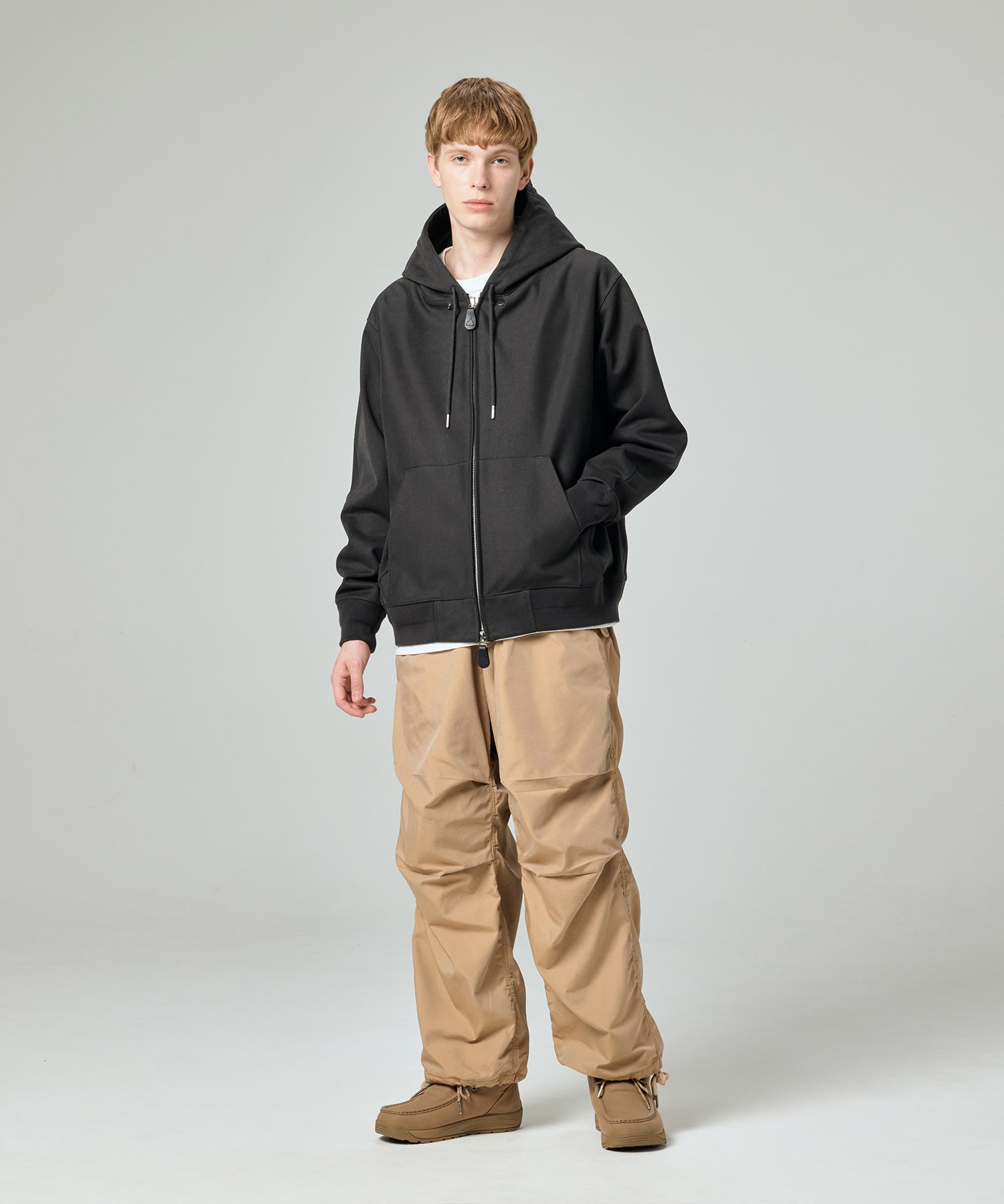 AERO STILL ZIP UP  HOODIE